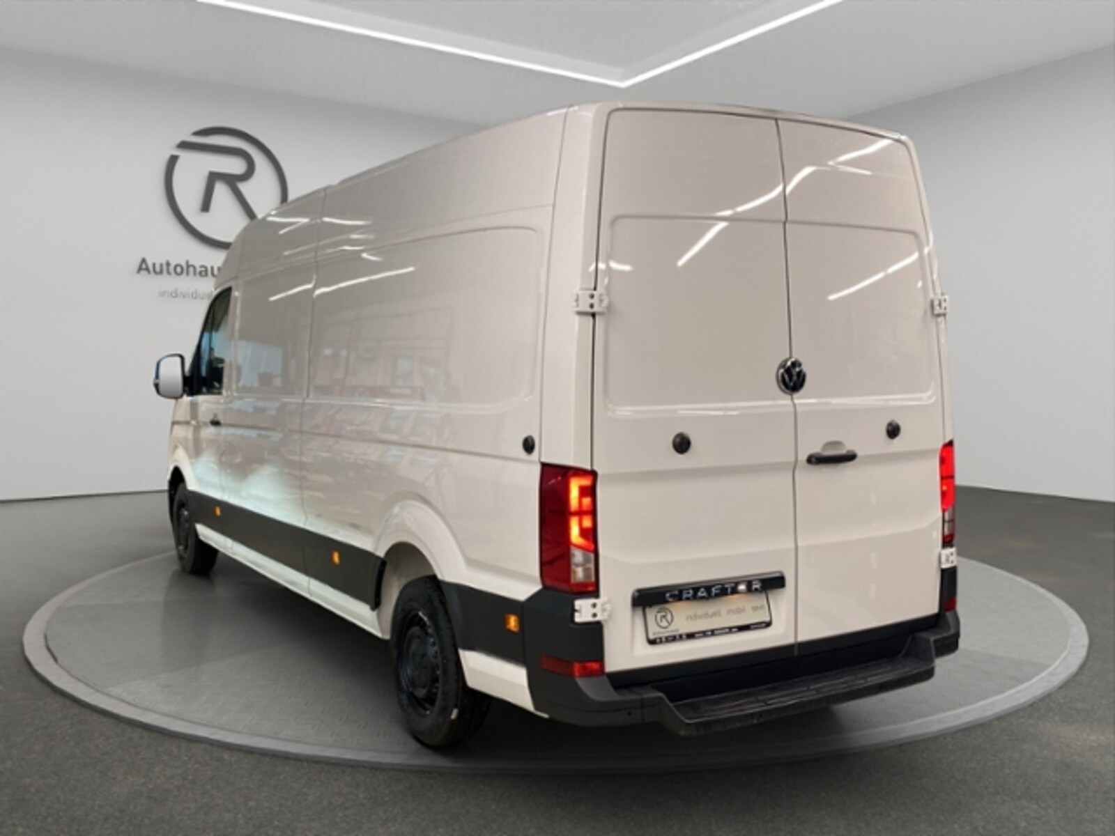 Volkswagen Crafter Kasten langer Radstand – Bild 3