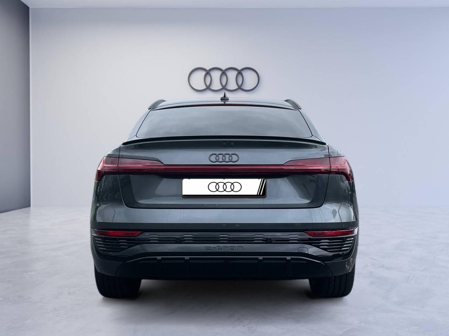 Image about Audi Q8 Sportback e-tron S line 55 e-tron quattro 300,00 kW
