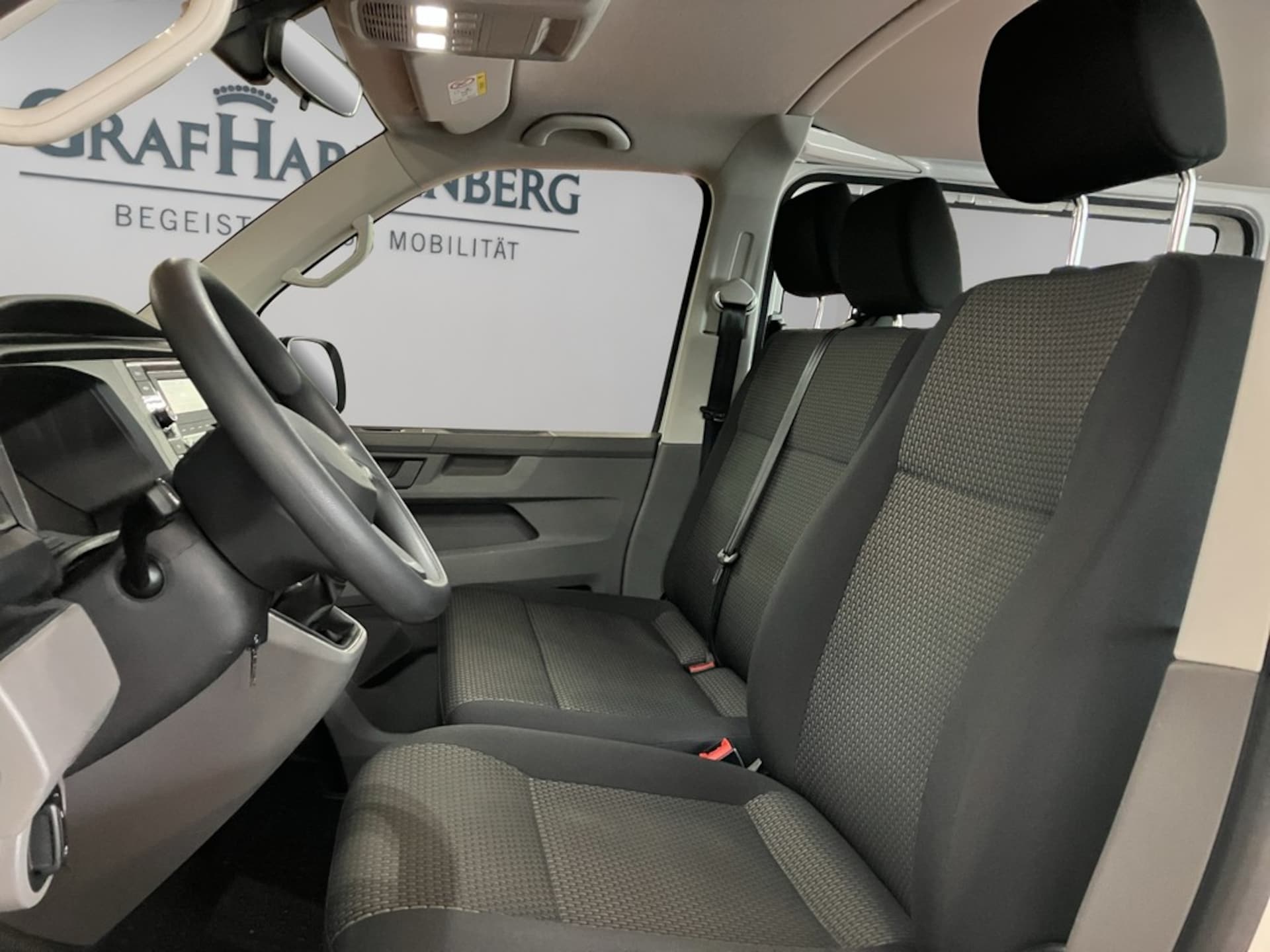 Volkswagen T6.1 Transporter Kombi kurzer Radstand