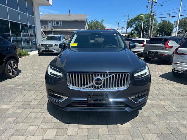 2023 Volvo XC90