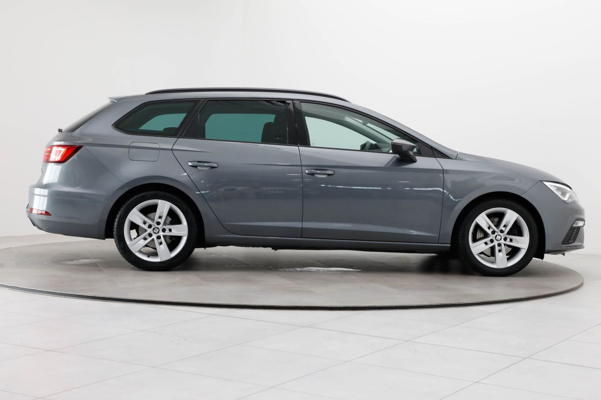 SEAT Leon Sportstourer FR