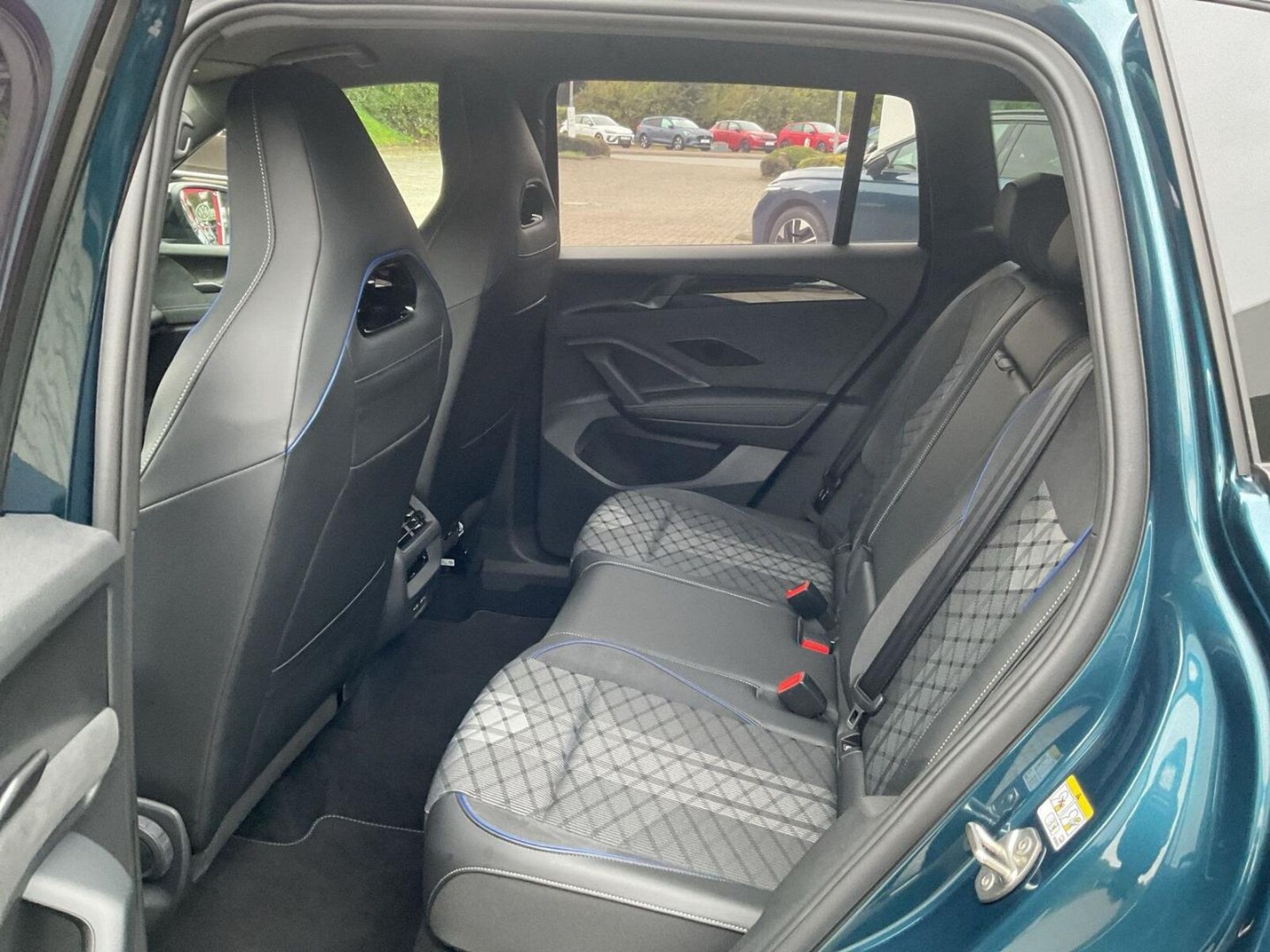 Volkswagen Tiguan – Bild 10