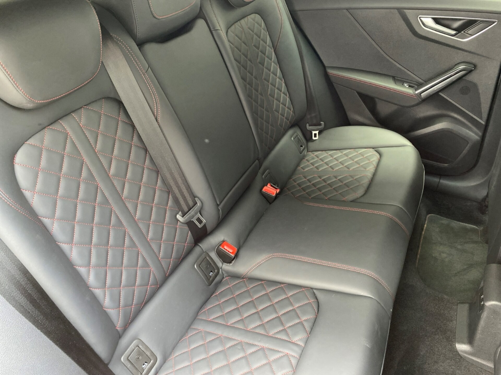 Audi Q2 S line