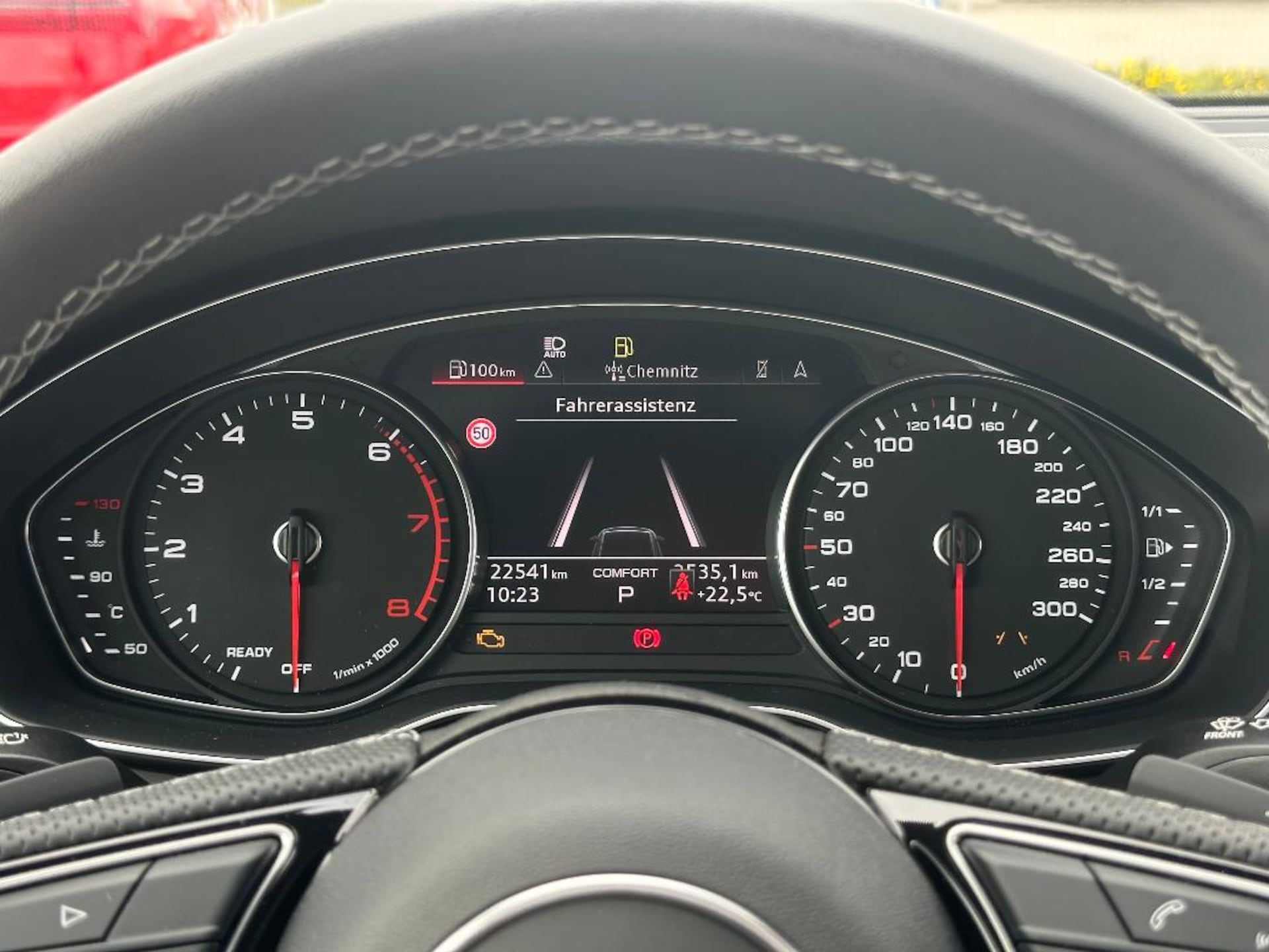 Audi A4 Avant S line