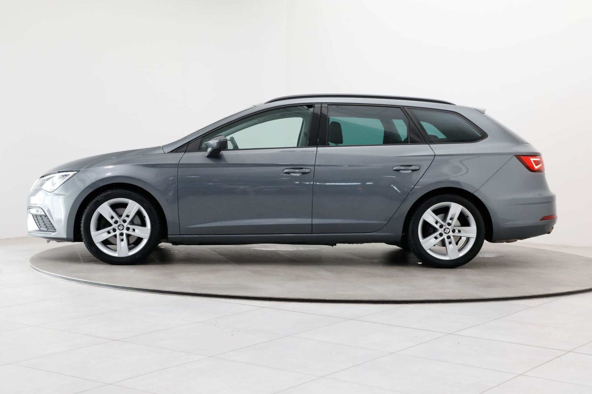 SEAT Leon Sportstourer FR