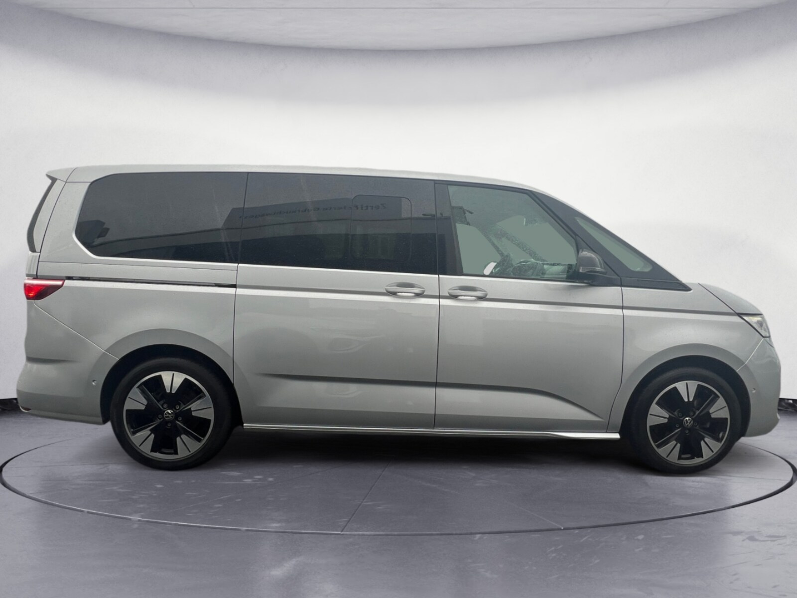 Volkswagen Multivan Langversion – Bild 6