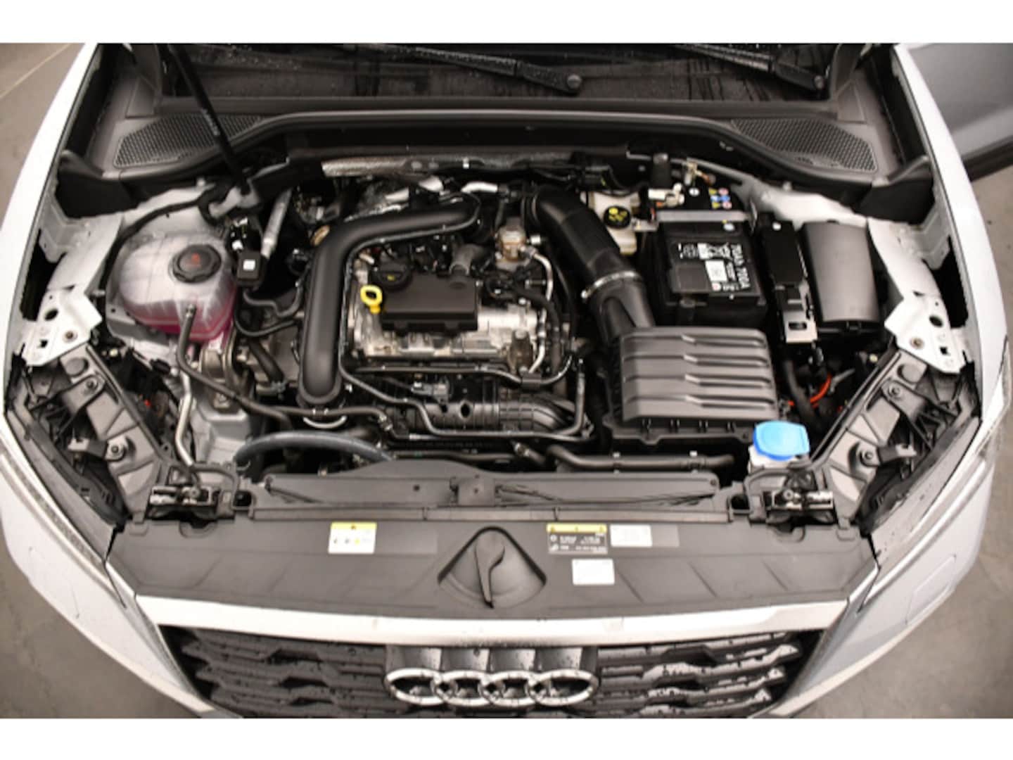 Bild über Audi Q2 advanced 30 TFSI Schaltgetriebe - für weitere Informationen kontaktieren Sie den Audi Partner