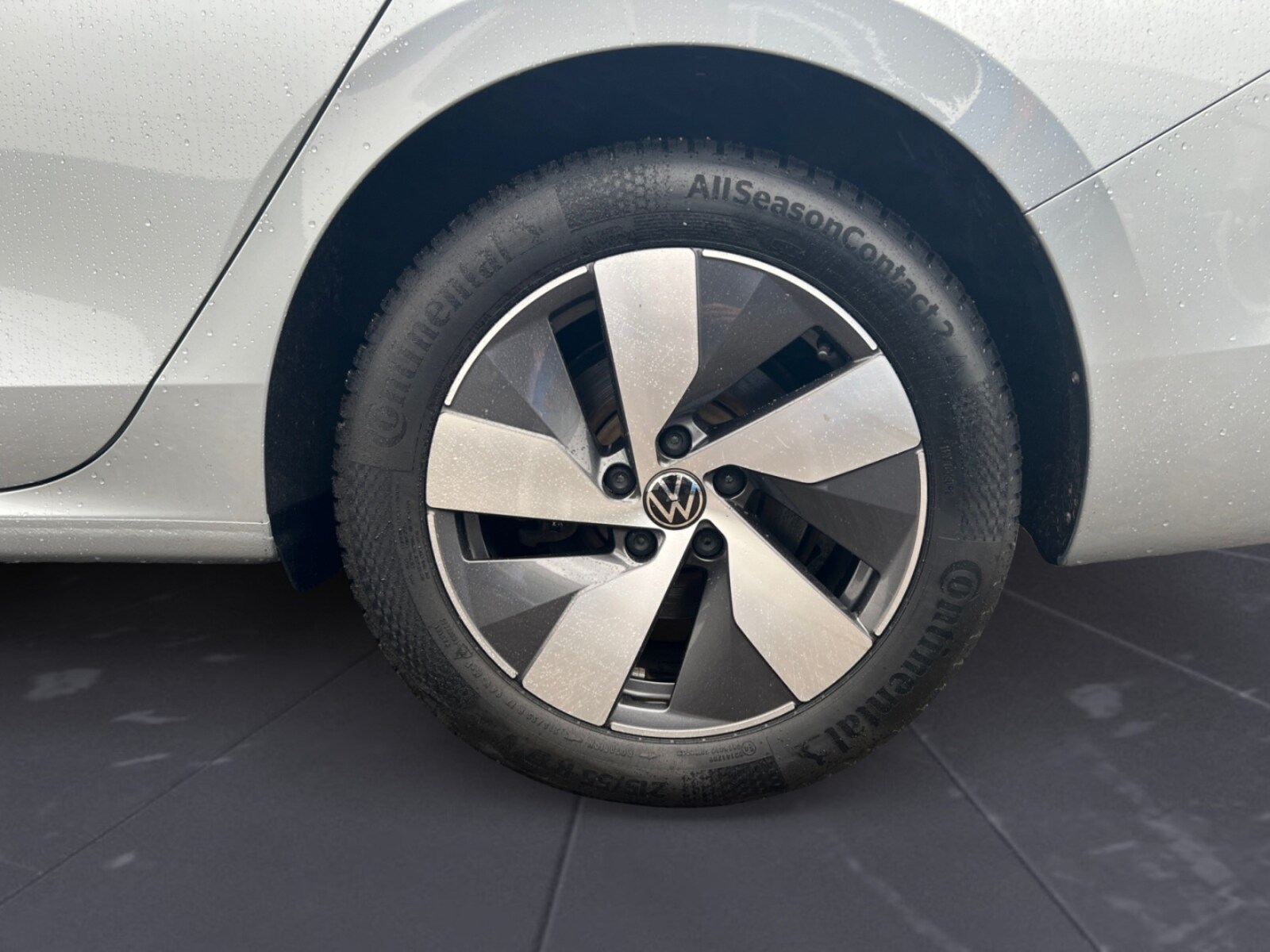 Volkswagen Passat – Bild 14