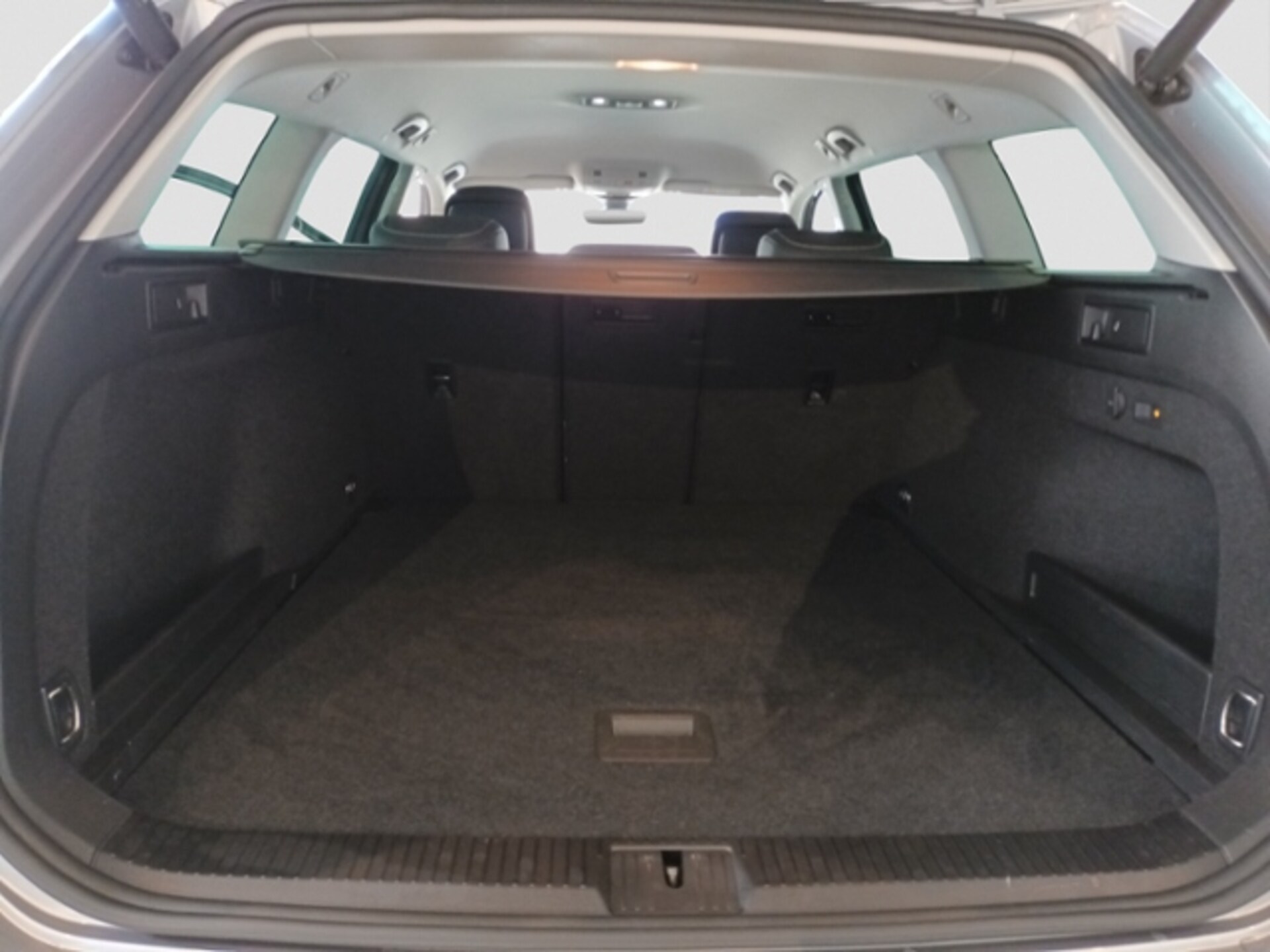 Volkswagen Passat Variant Elegance