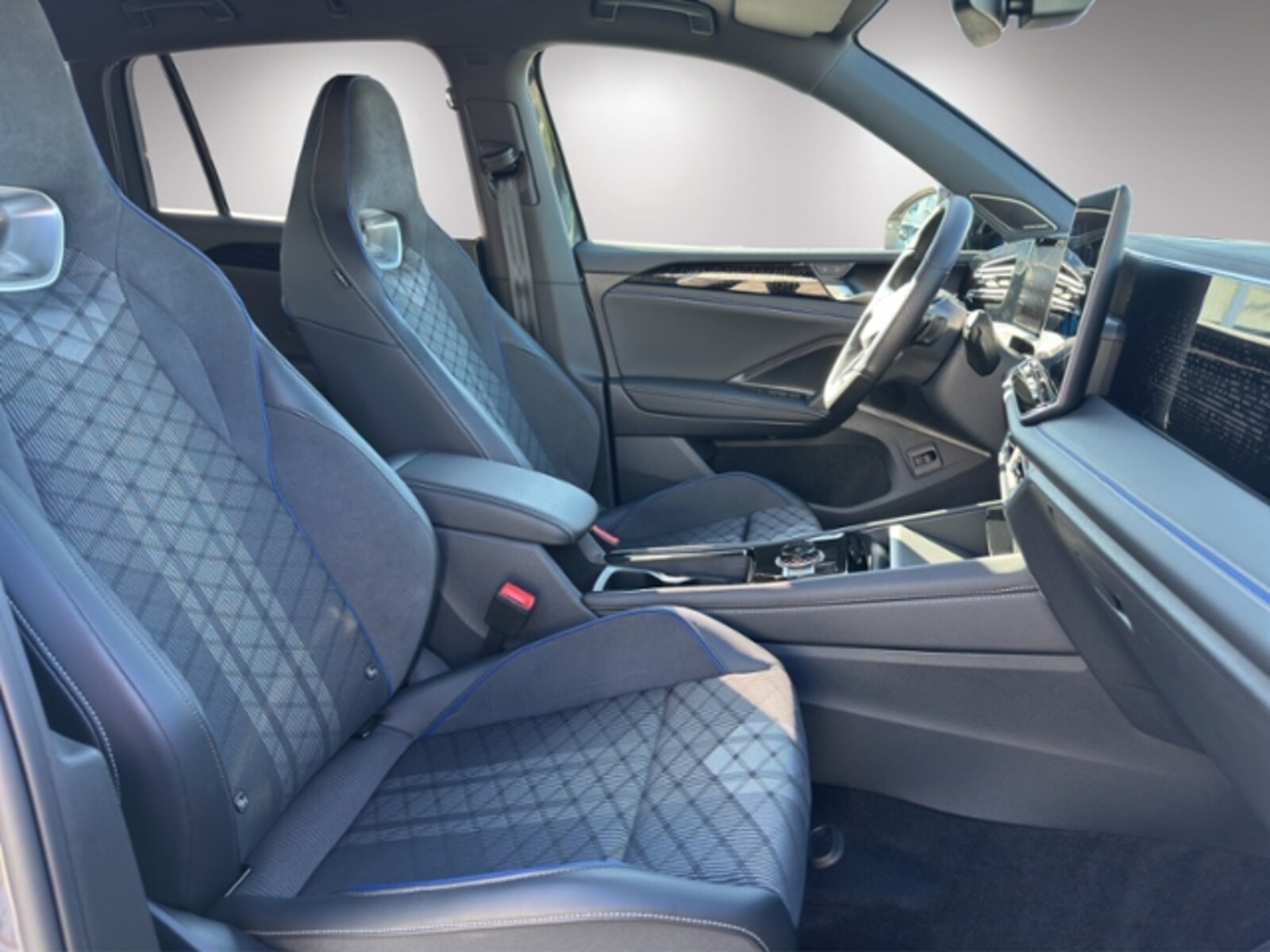 Volkswagen Tiguan – Bild 17