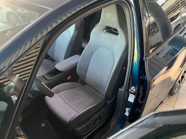 Bild des Autos 11