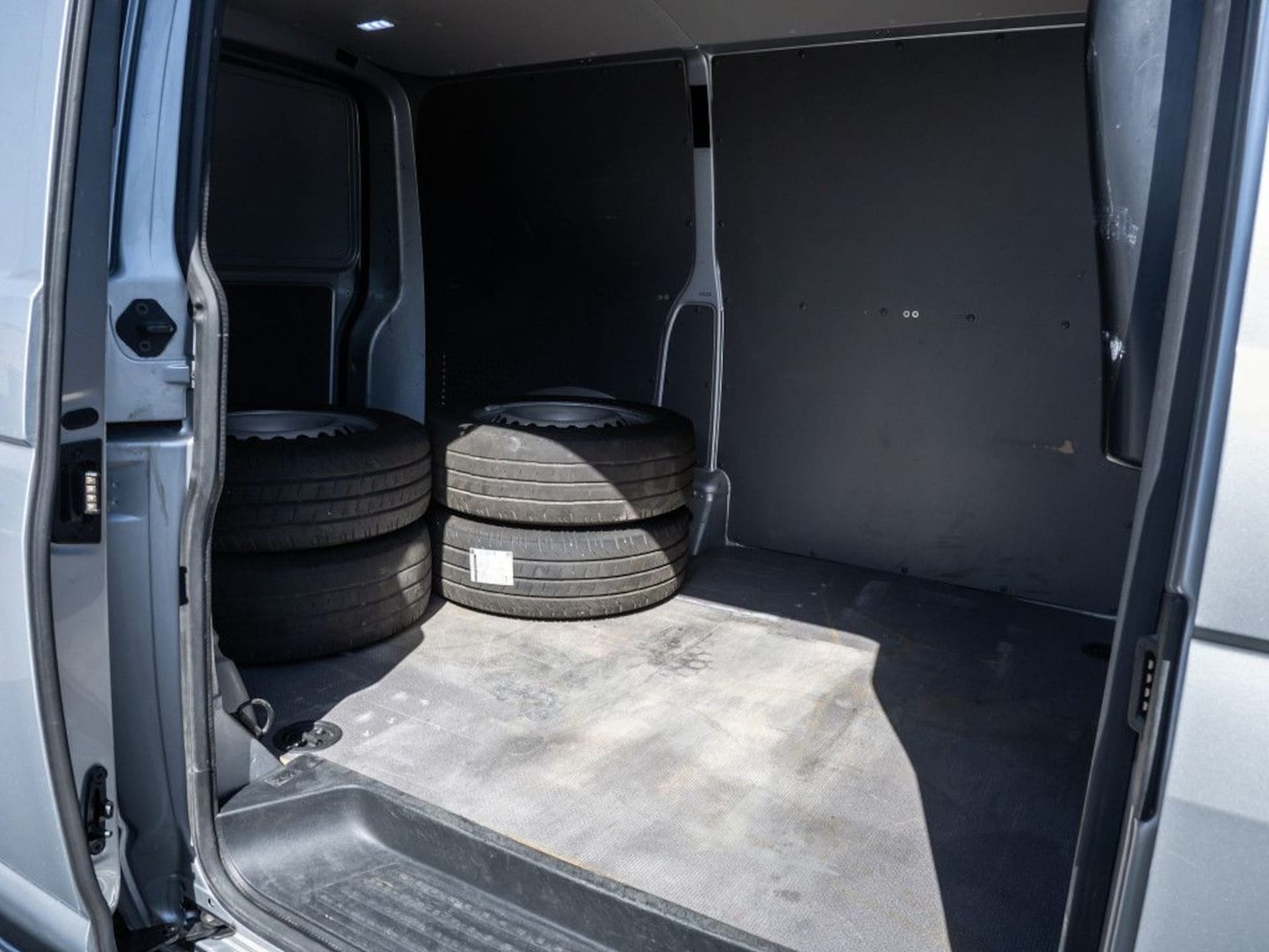Volkswagen T6.1 Transporter Kasten kurzer Radstand