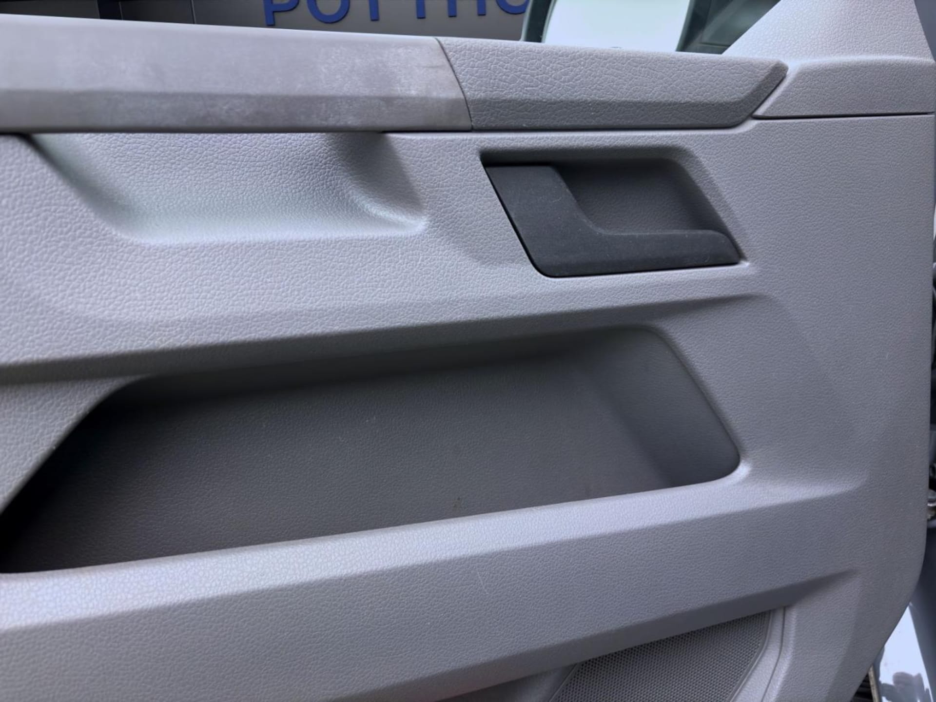 Volkswagen T6.1 Transporter Kombi kurzer Radstand