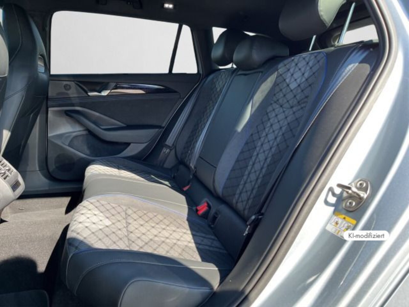 Volkswagen Passat – Bild 14