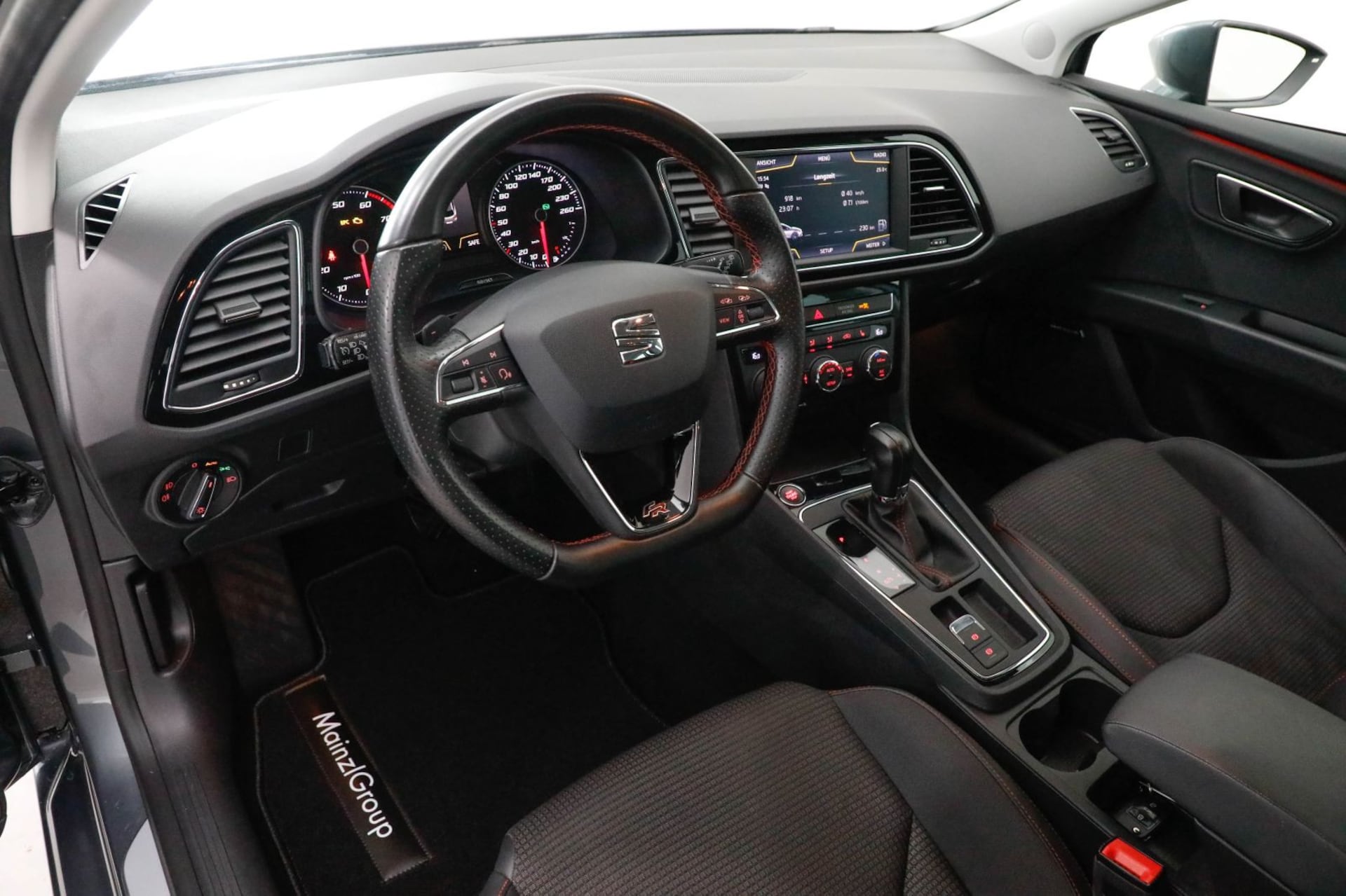 SEAT Leon Sportstourer FR