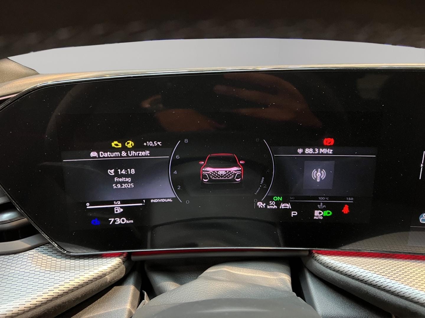 Bild über Audi SQ5 SUV TFSI 270 kW S tronic - für weitere Informationen kontaktieren Sie den Audi Partner