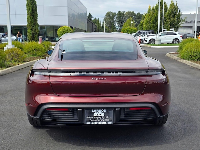 2022 Porsche Taycan