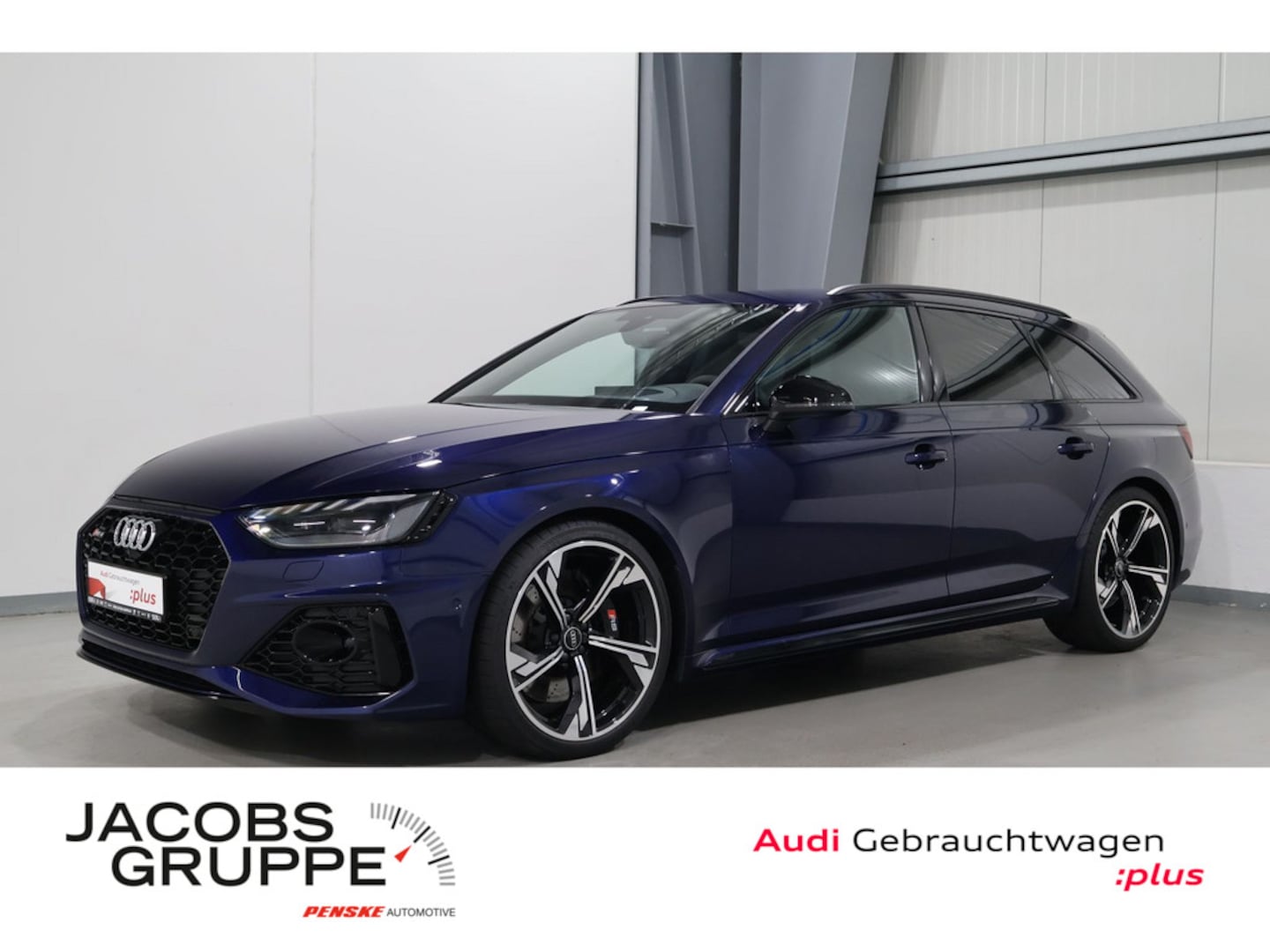 Bild über Audi RS 4 Avant TFSI quattro tiptronic - für weitere Informationen kontaktieren Sie den Audi Partner