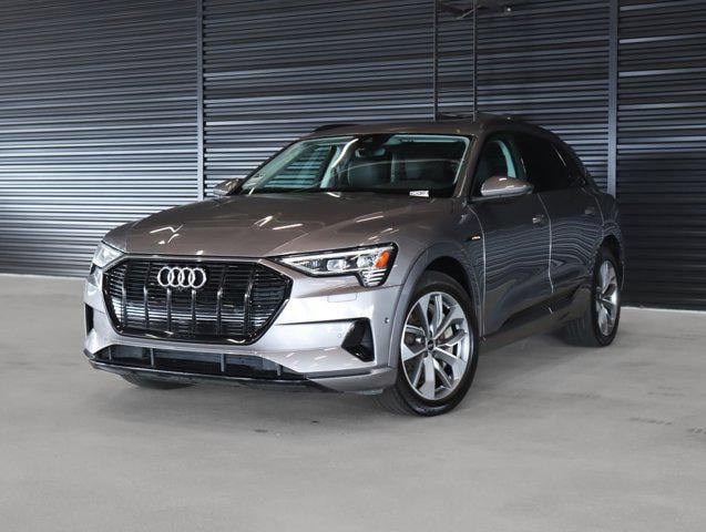 2021 Audi e-tron Premium Plus