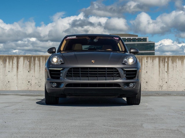 2015 Porsche Macan