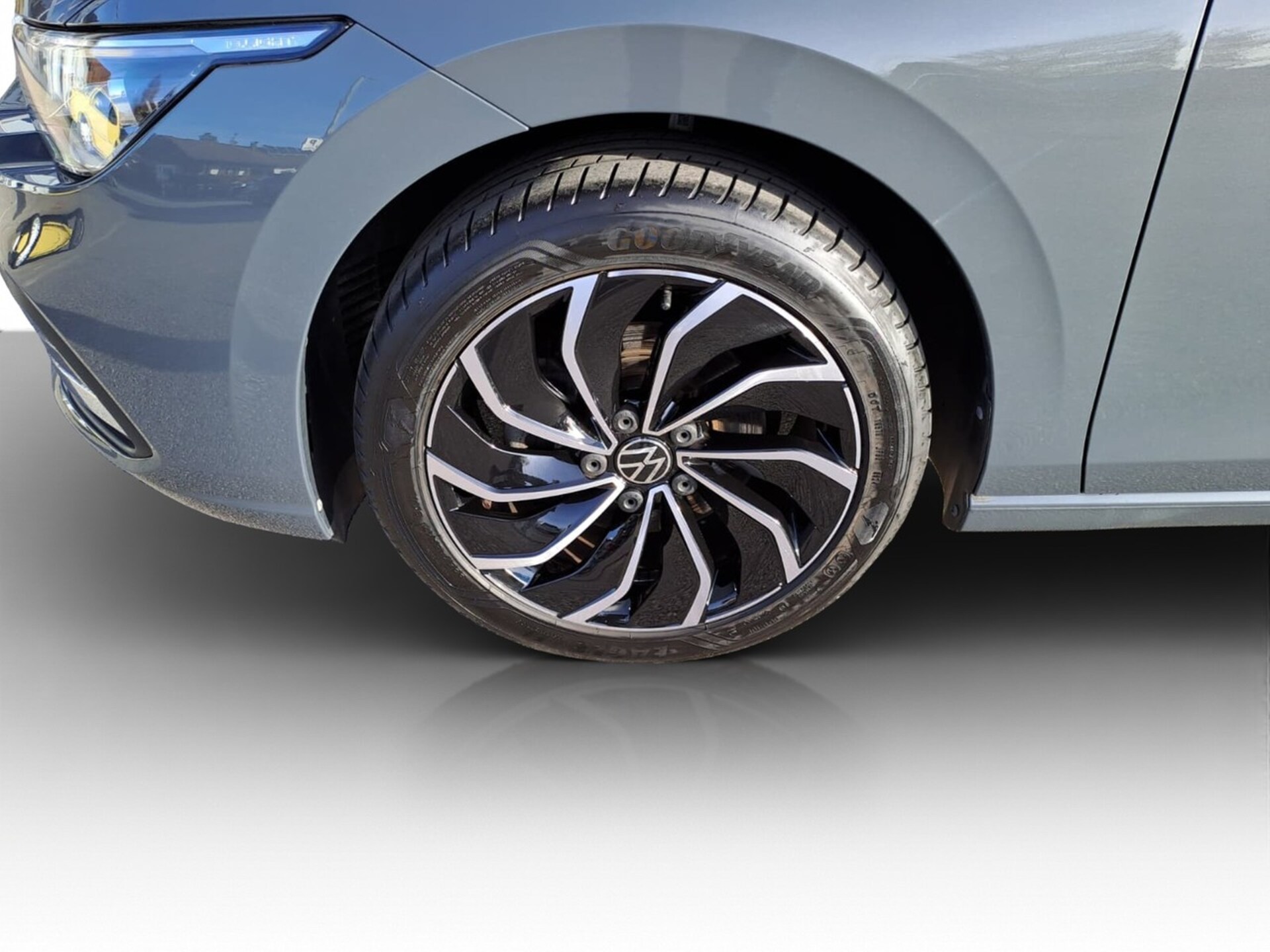 Volkswagen Golf Active