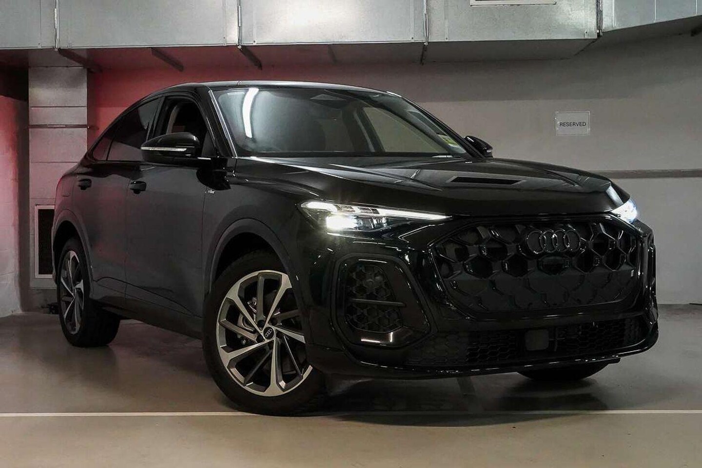 Image about Audi Q5 Sportback TDI quattro 150 kW
