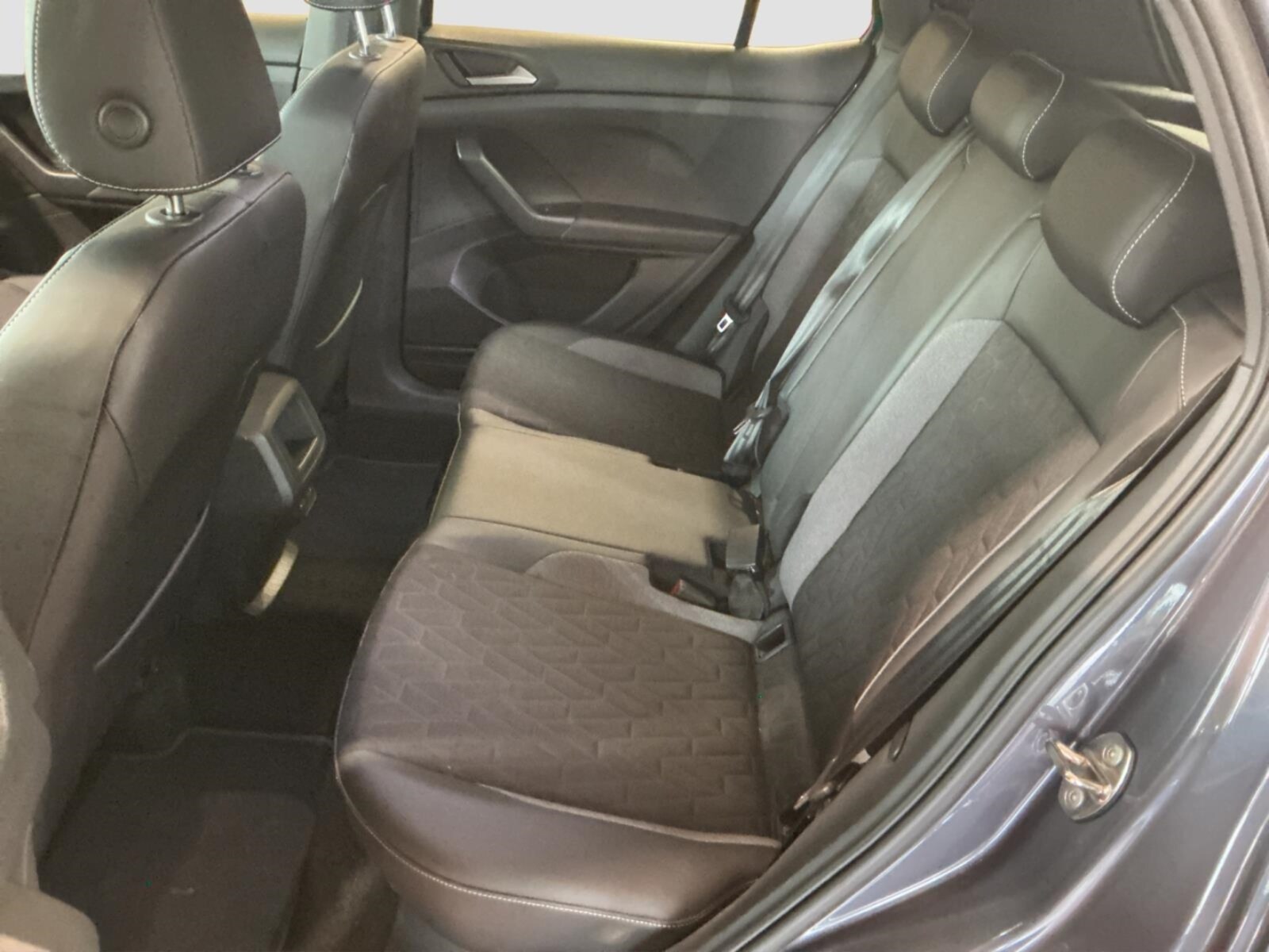 Volkswagen T-Cross – Bild 11