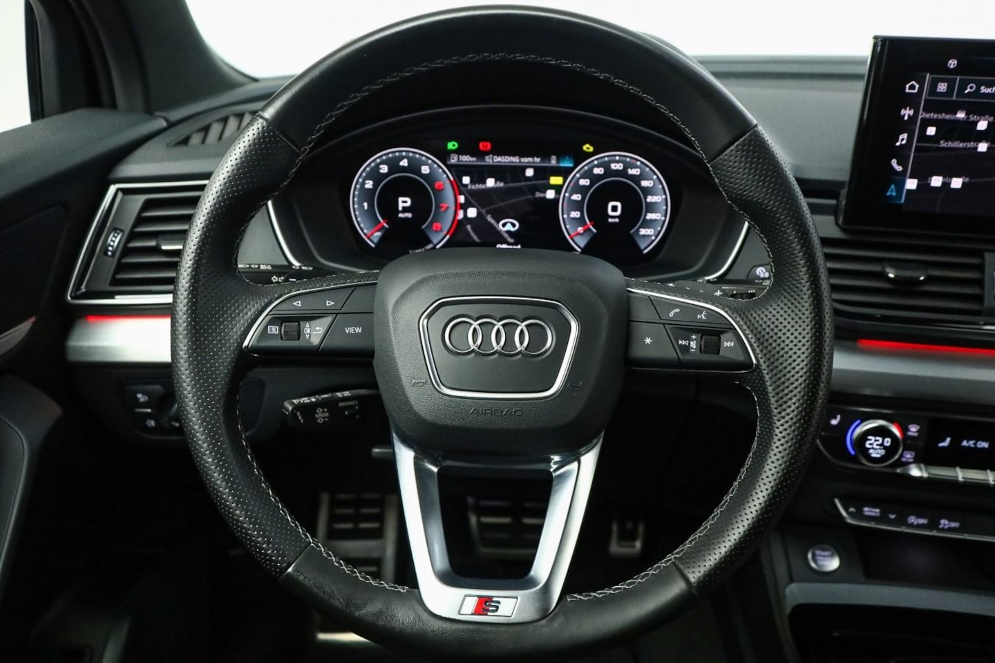 Bild über Audi Q5 Sportback 40 TFSI quattro S tronic - für weitere Informationen kontaktieren Sie den Audi Partner