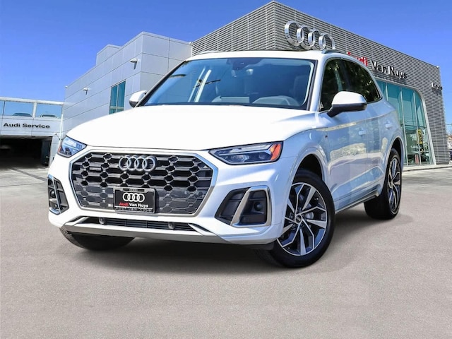 Photo of 2023 Audi Q5