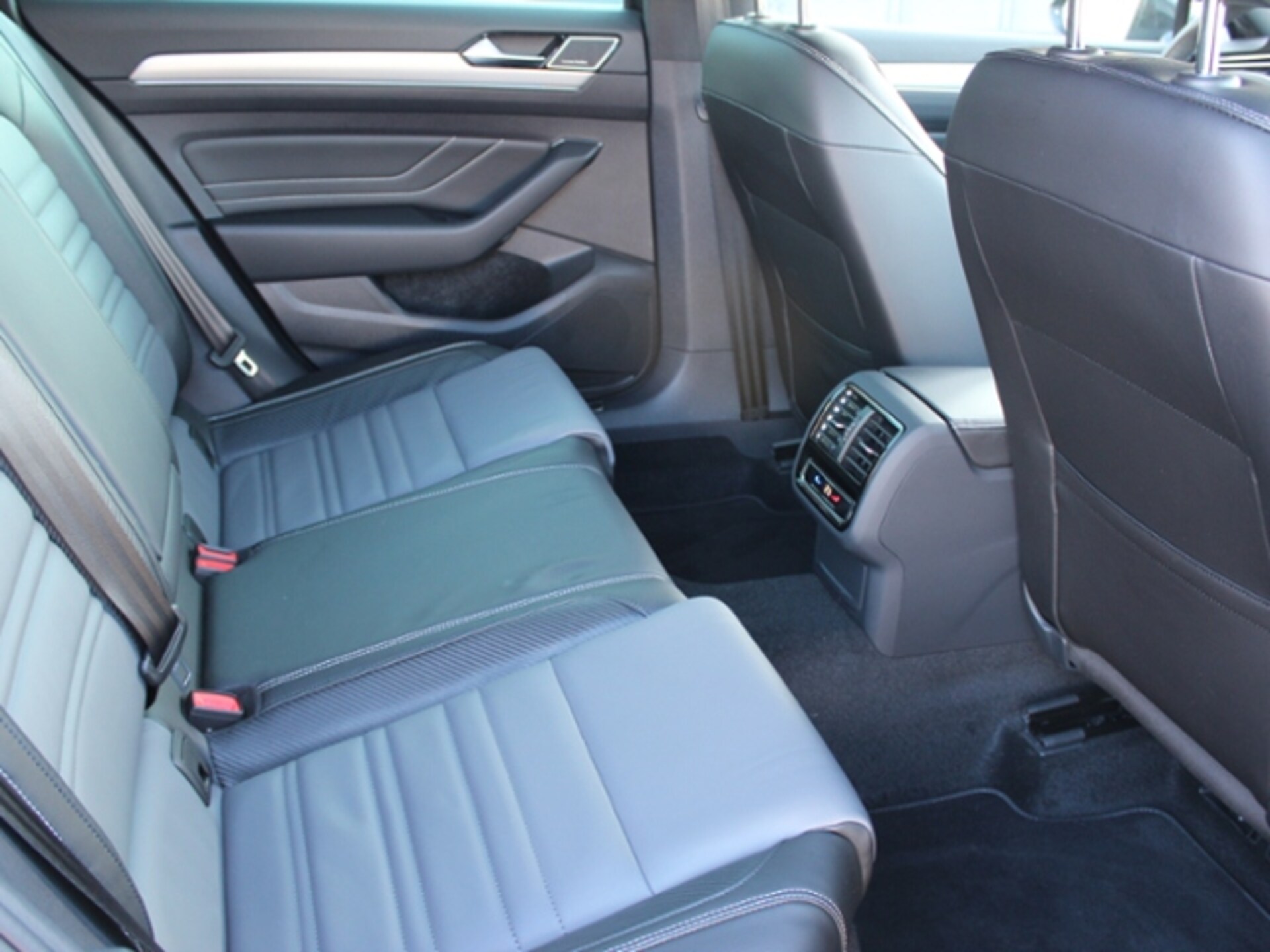 Volkswagen Passat Variant Elegance