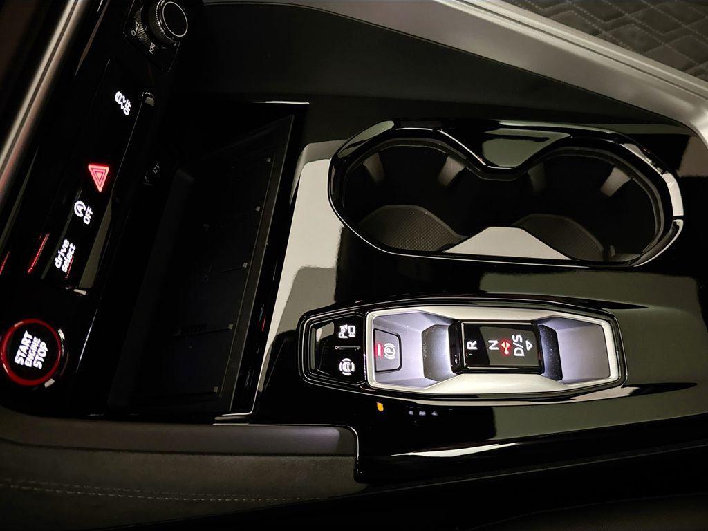 2025 Audi SQ5 Premium Plus - Photo 37