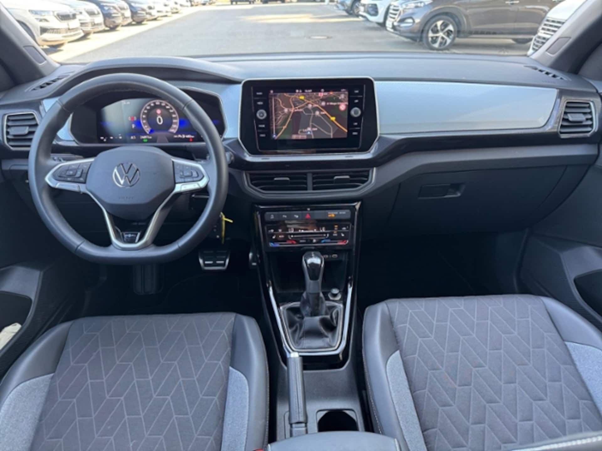 Volkswagen T-Cross Life