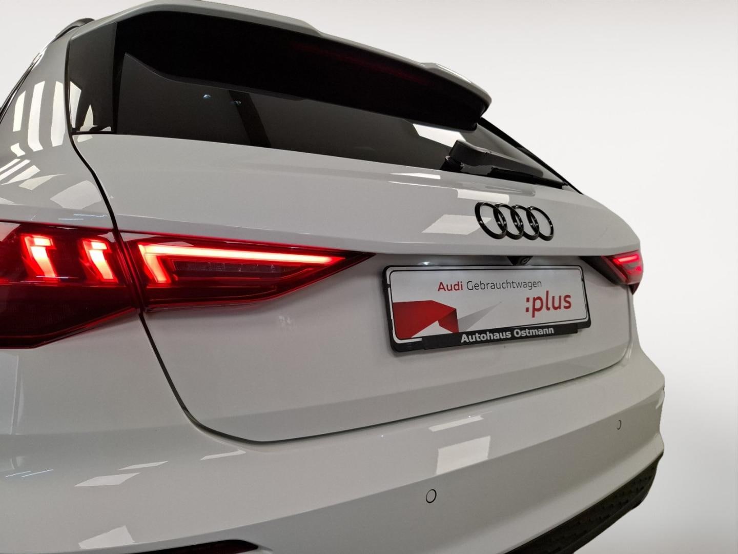 Bild über Audi A3 Sportback S line 35 TFSI S tronic - für weitere Informationen kontaktieren Sie den Audi Partner