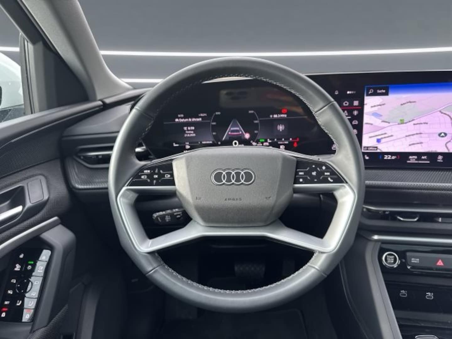 Bild über Audi Q5 SUV TFSI quattro 150 kW S tronic - für weitere Informationen kontaktieren Sie den Audi Partner