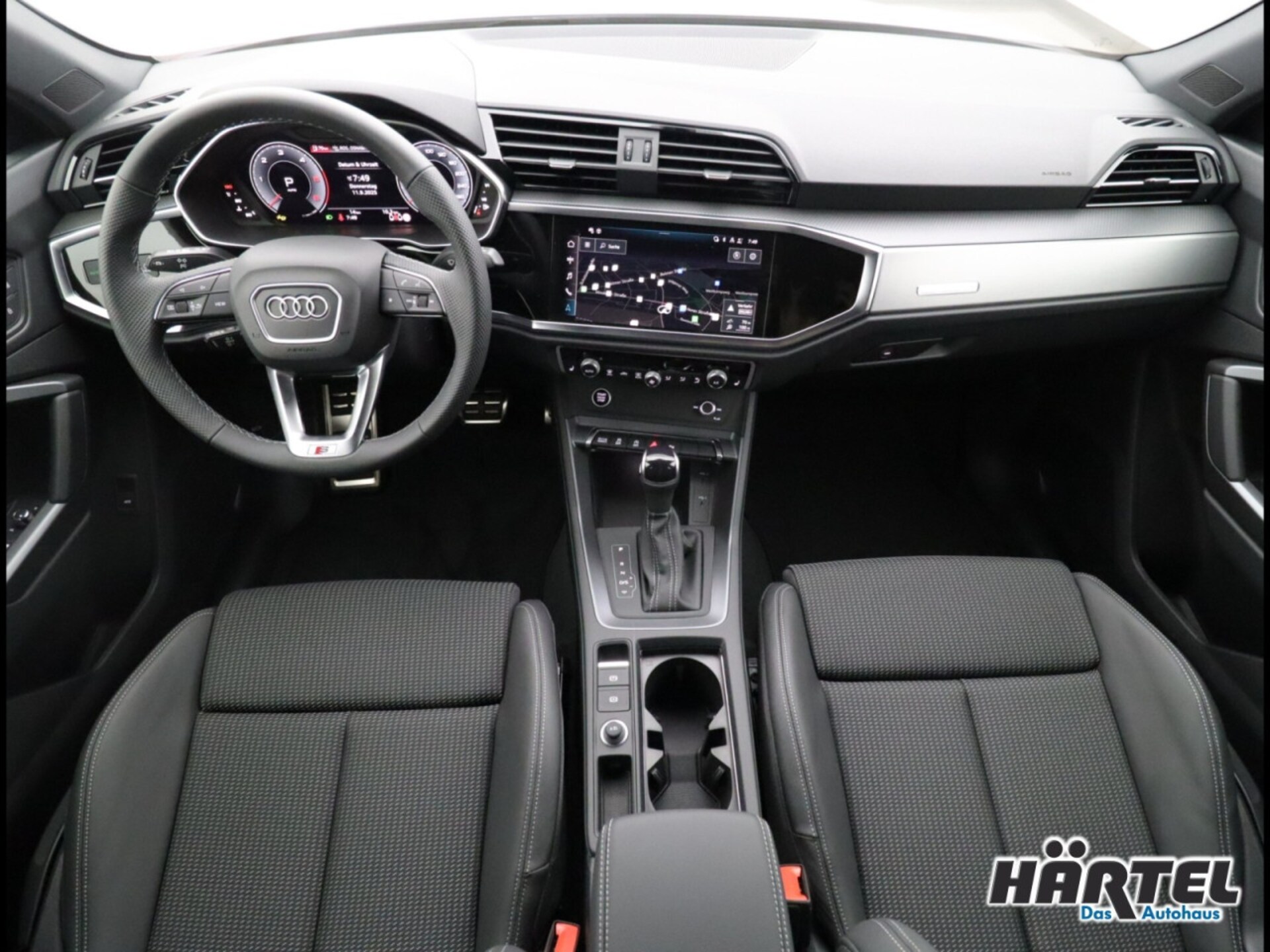 Audi Q3 Sportback S line