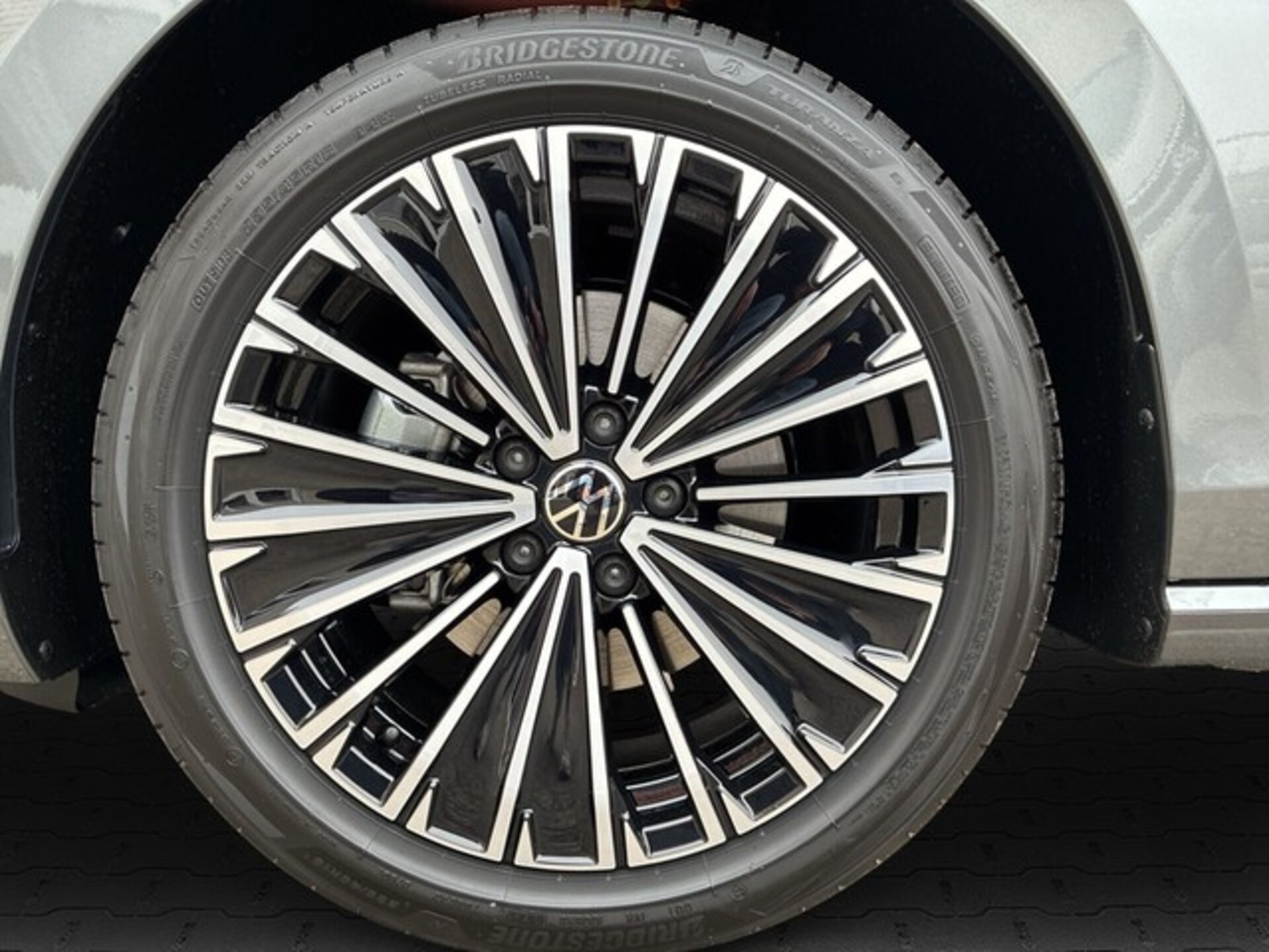 Volkswagen Passat Elegance
