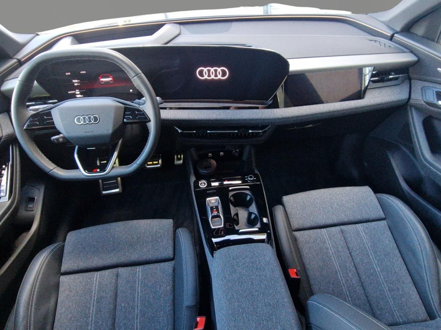 Bild über Audi Q6 SUV e-tron e-tron quattro - für weitere Informationen kontaktieren Sie den Audi Partner