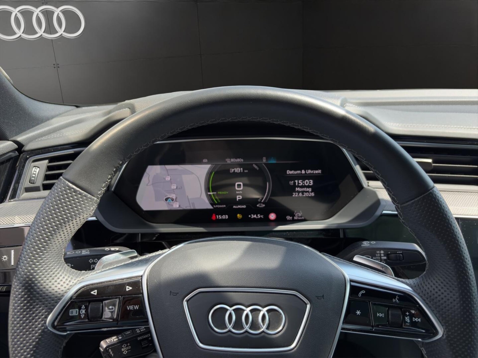 Audi Q8 Sportback e-tron S line