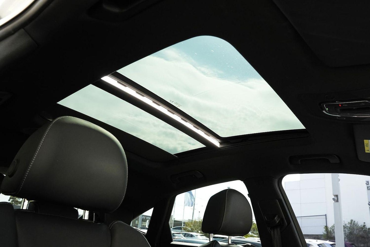 Image about Audi Q5 Sportback 45