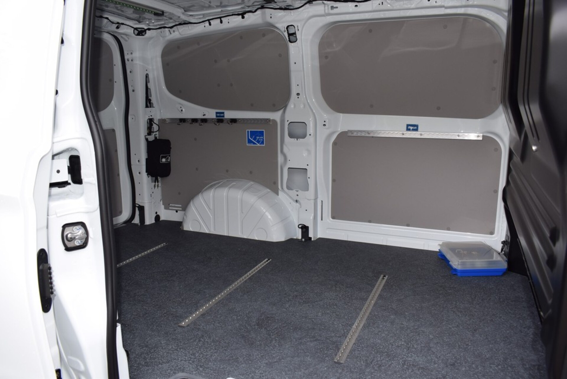 Volkswagen Transporter Kasten kurzer Radstand