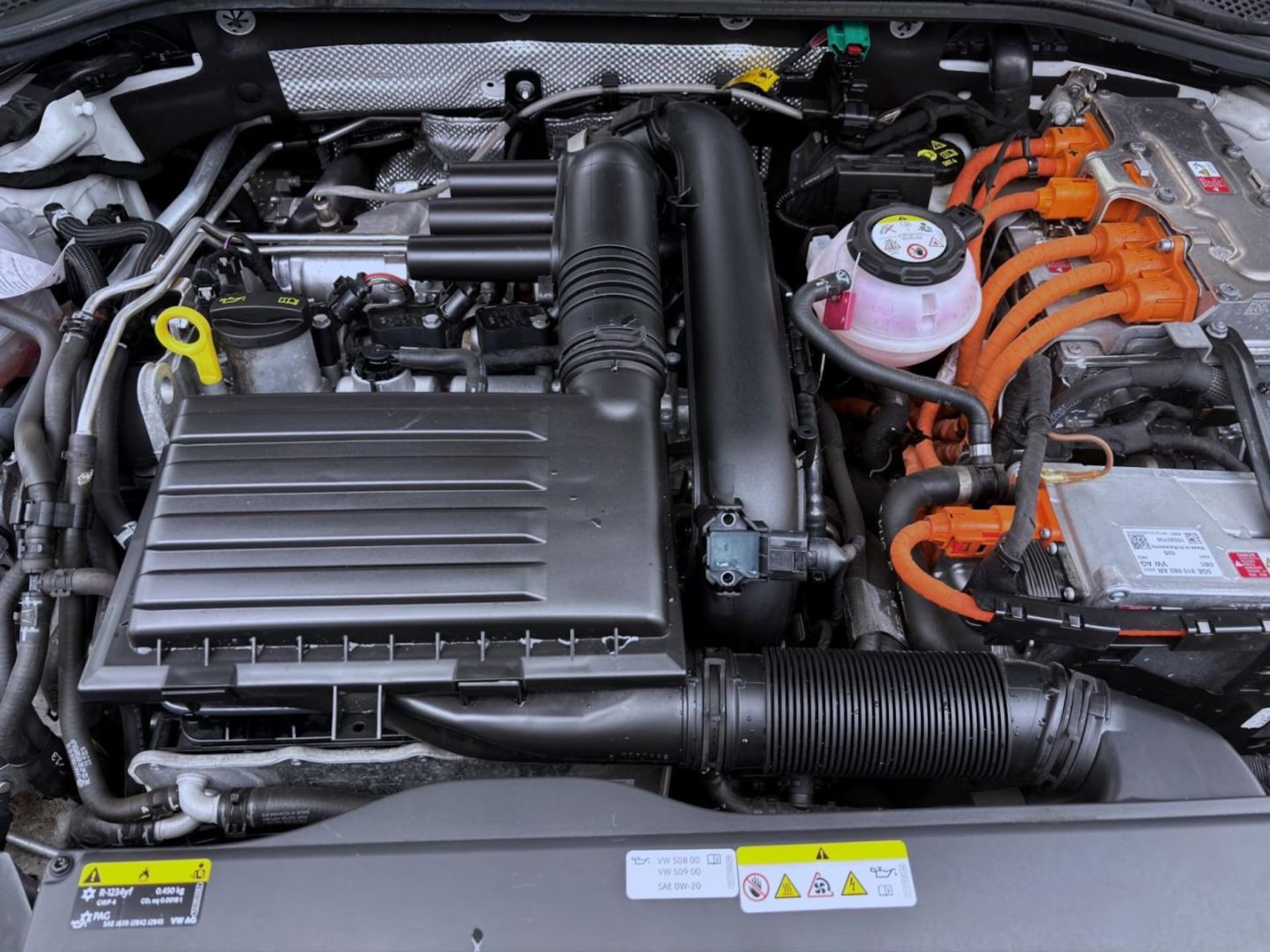 Volkswagen Arteon R-Line