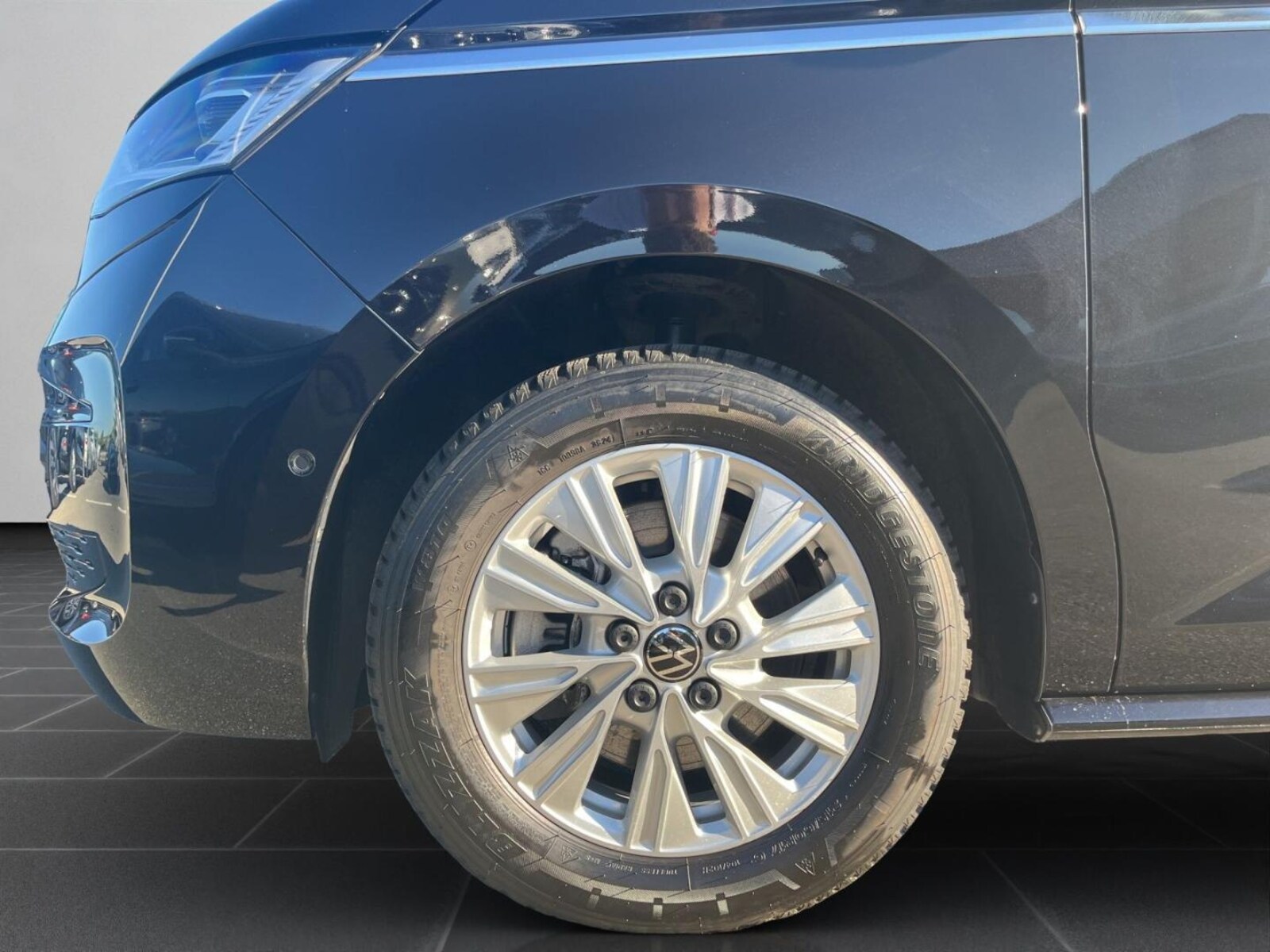 Volkswagen Multivan – Bild 8
