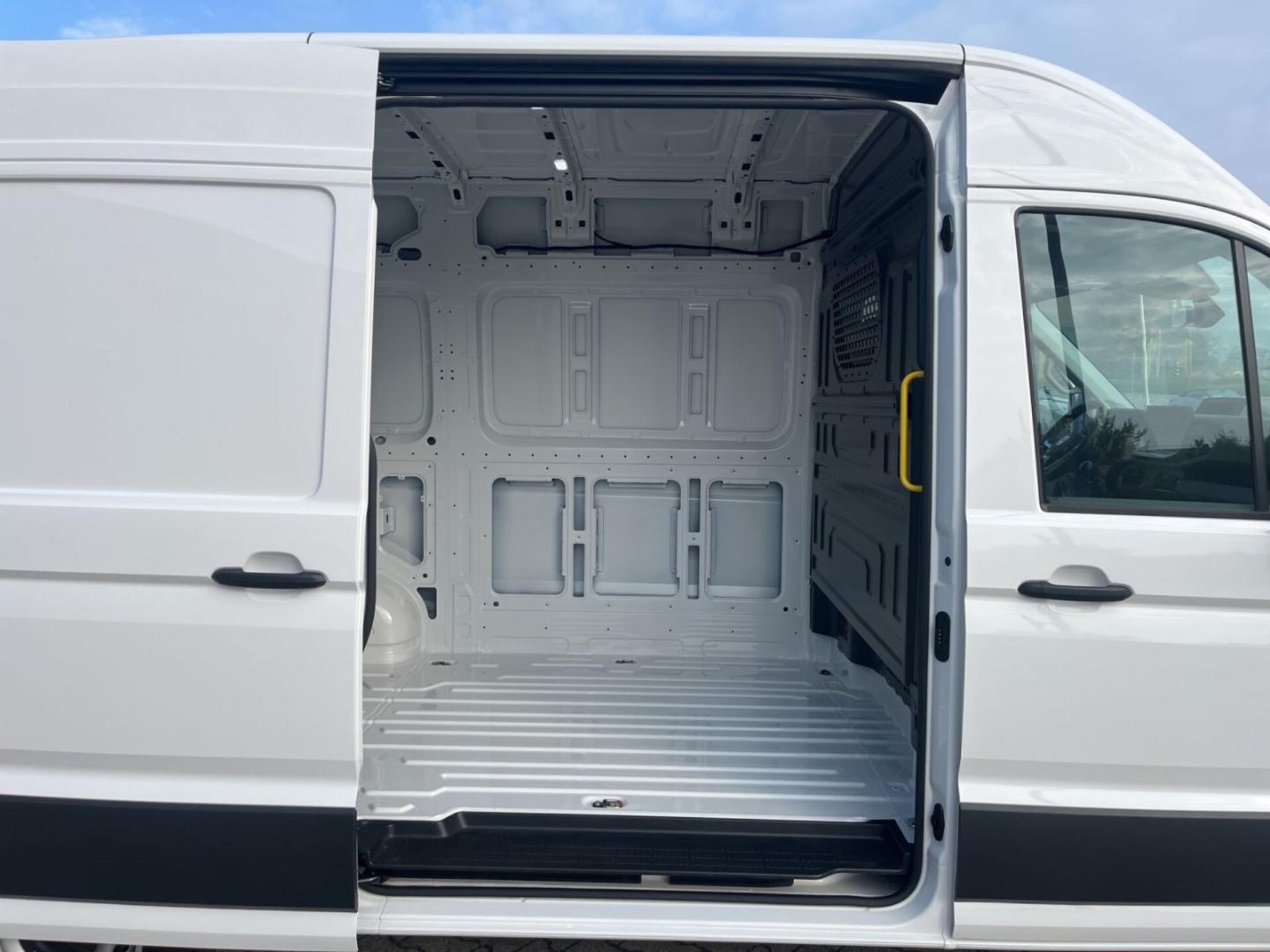 Volkswagen Crafter Kasten mittlerer Radstand