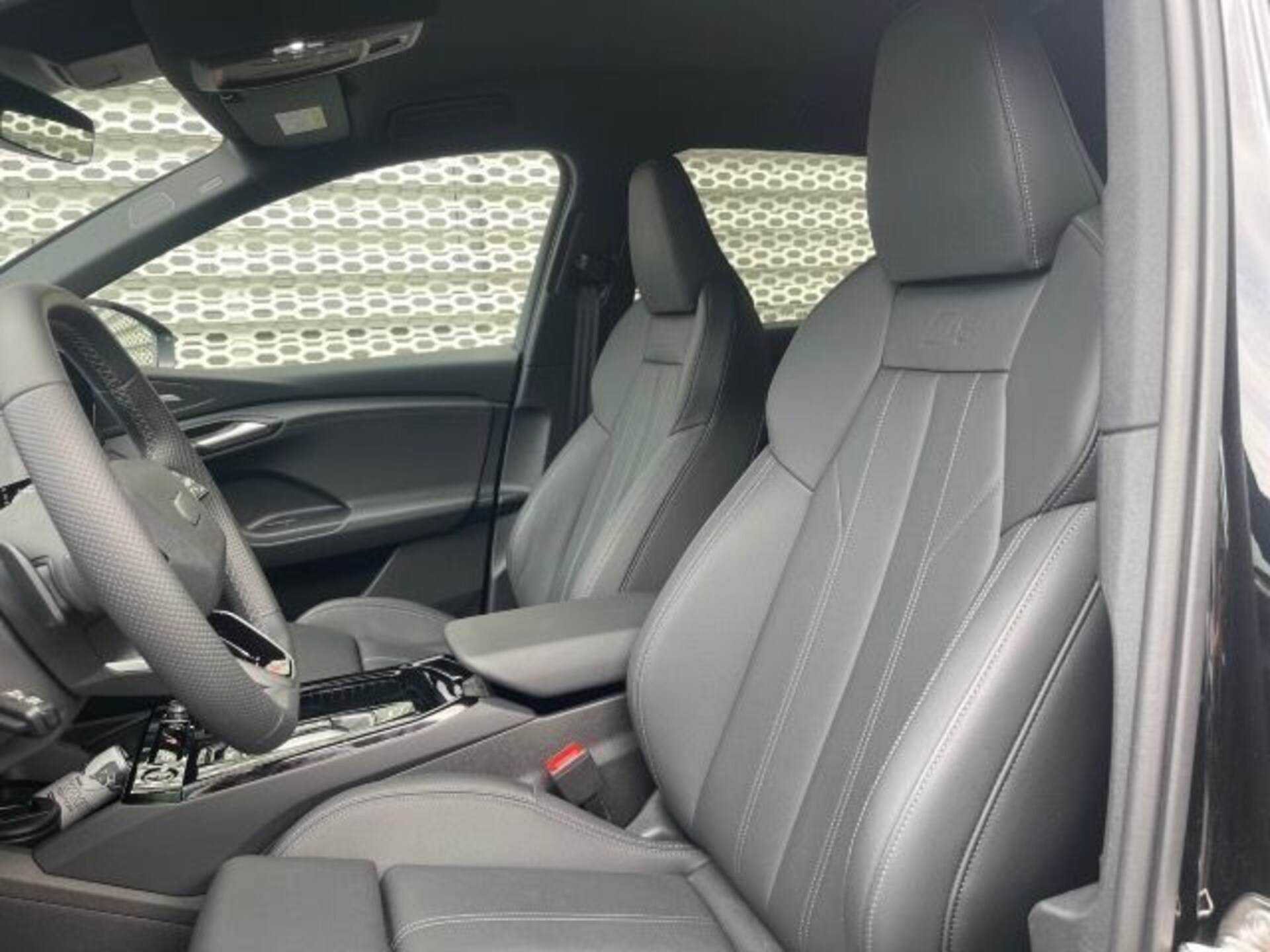 Audi Q6 SUV e-tron