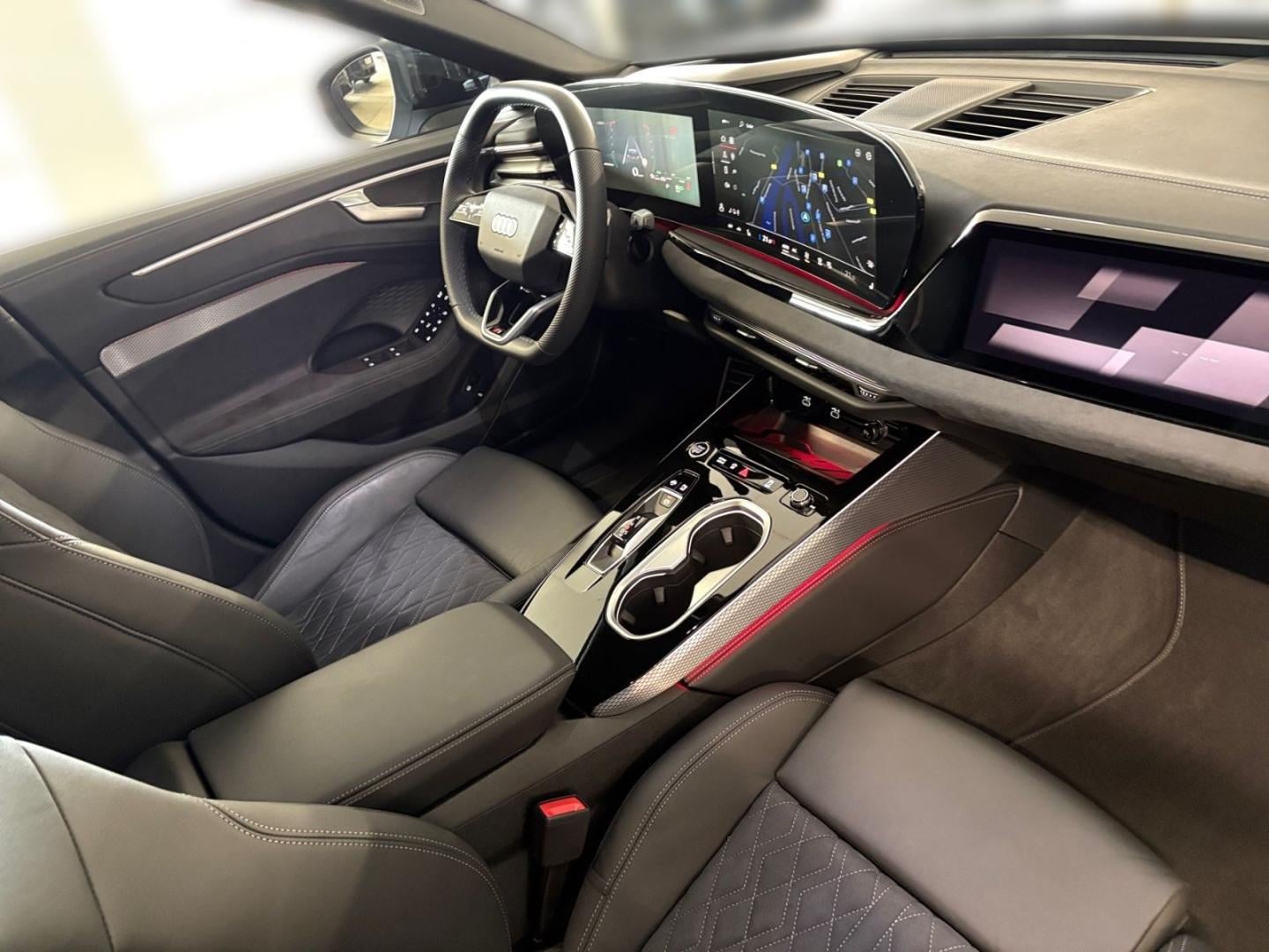 Bild über Audi A6 Avant e-hybrid edition one e-hybrid quattro 220 kW S tronic - für weitere Informationen kontaktieren Sie den Audi Partner
