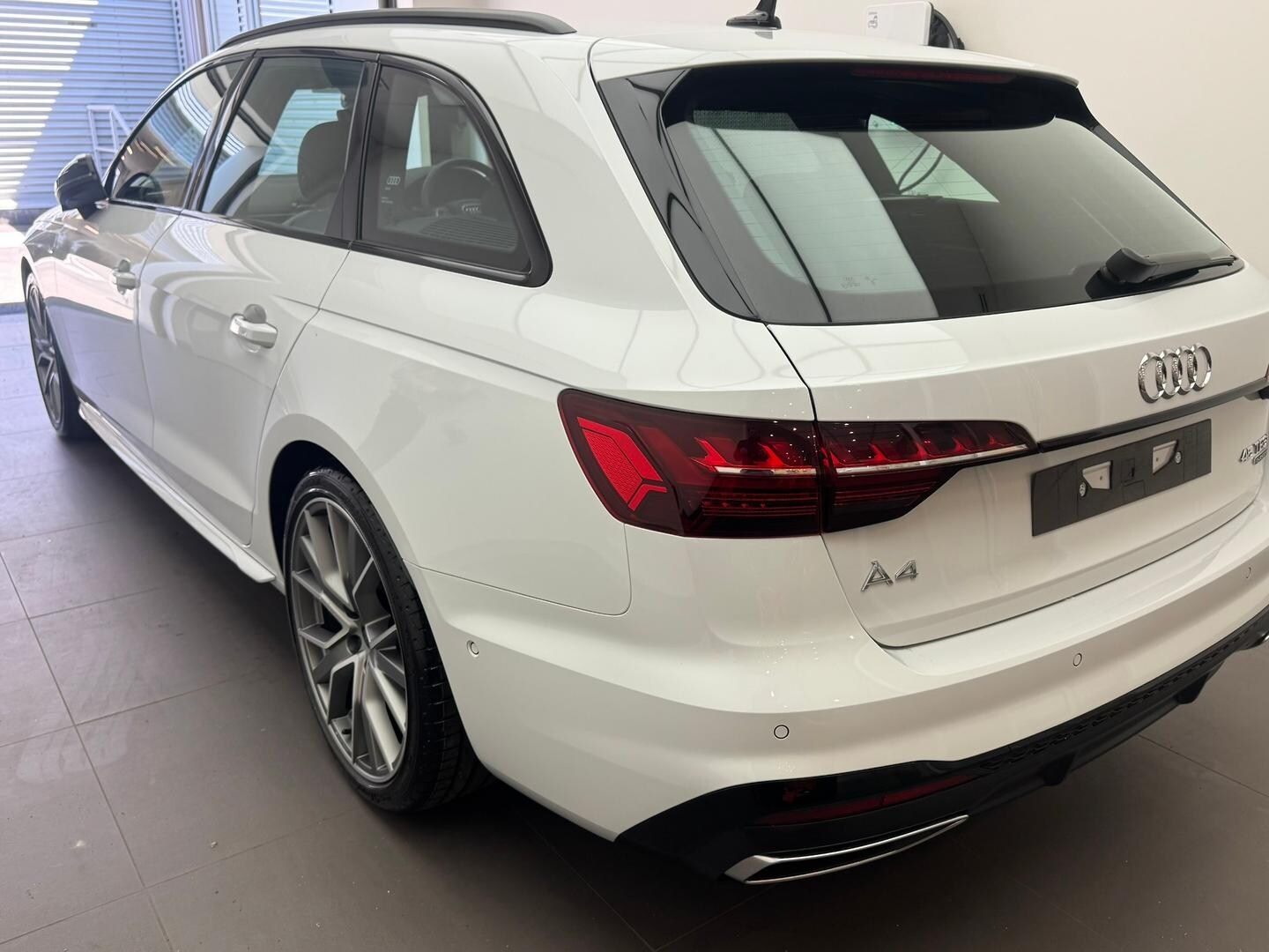 Image about Audi A4 Avant S line 45 TFSI quattro S tronic