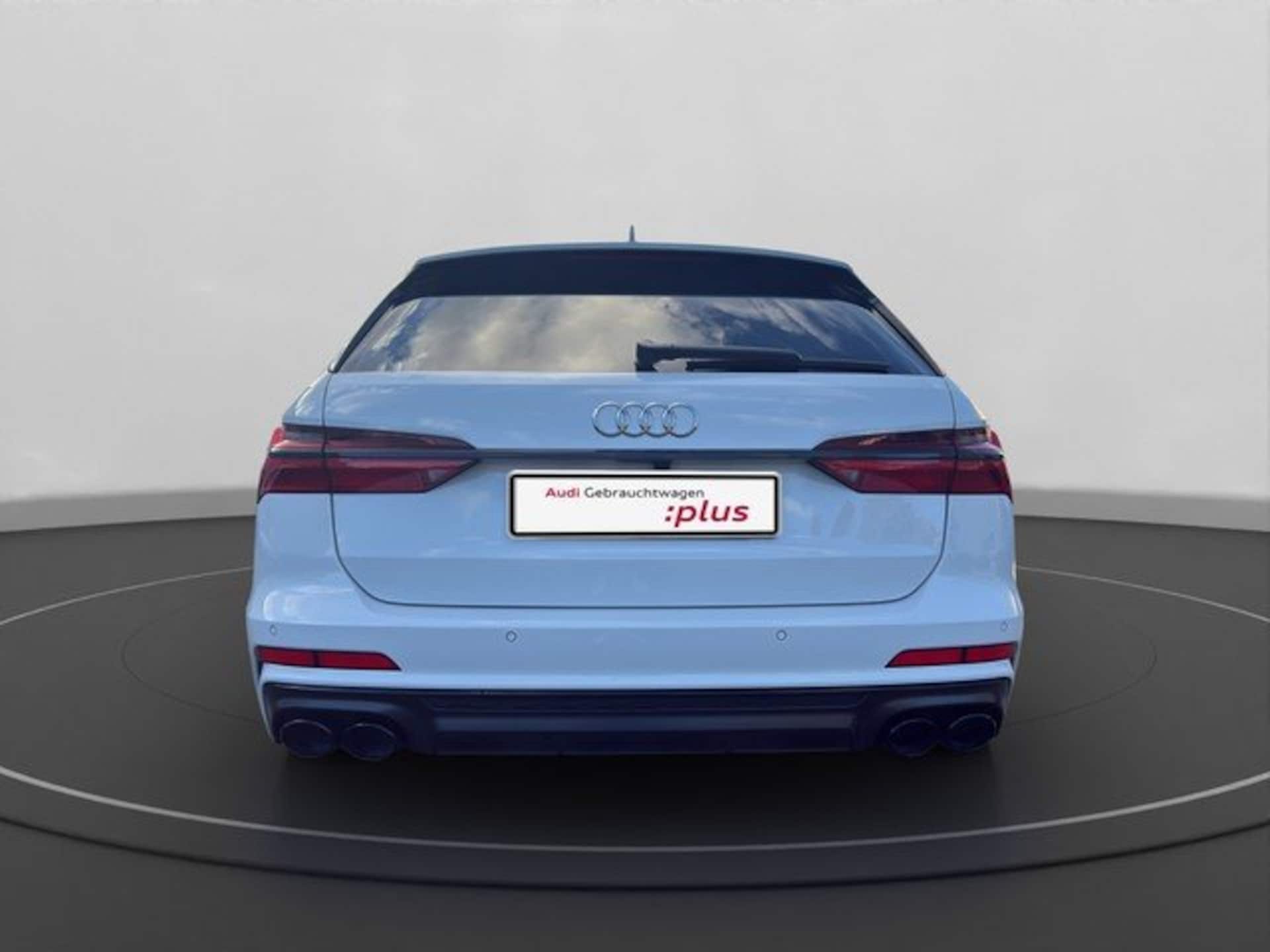 Audi S6 Avant