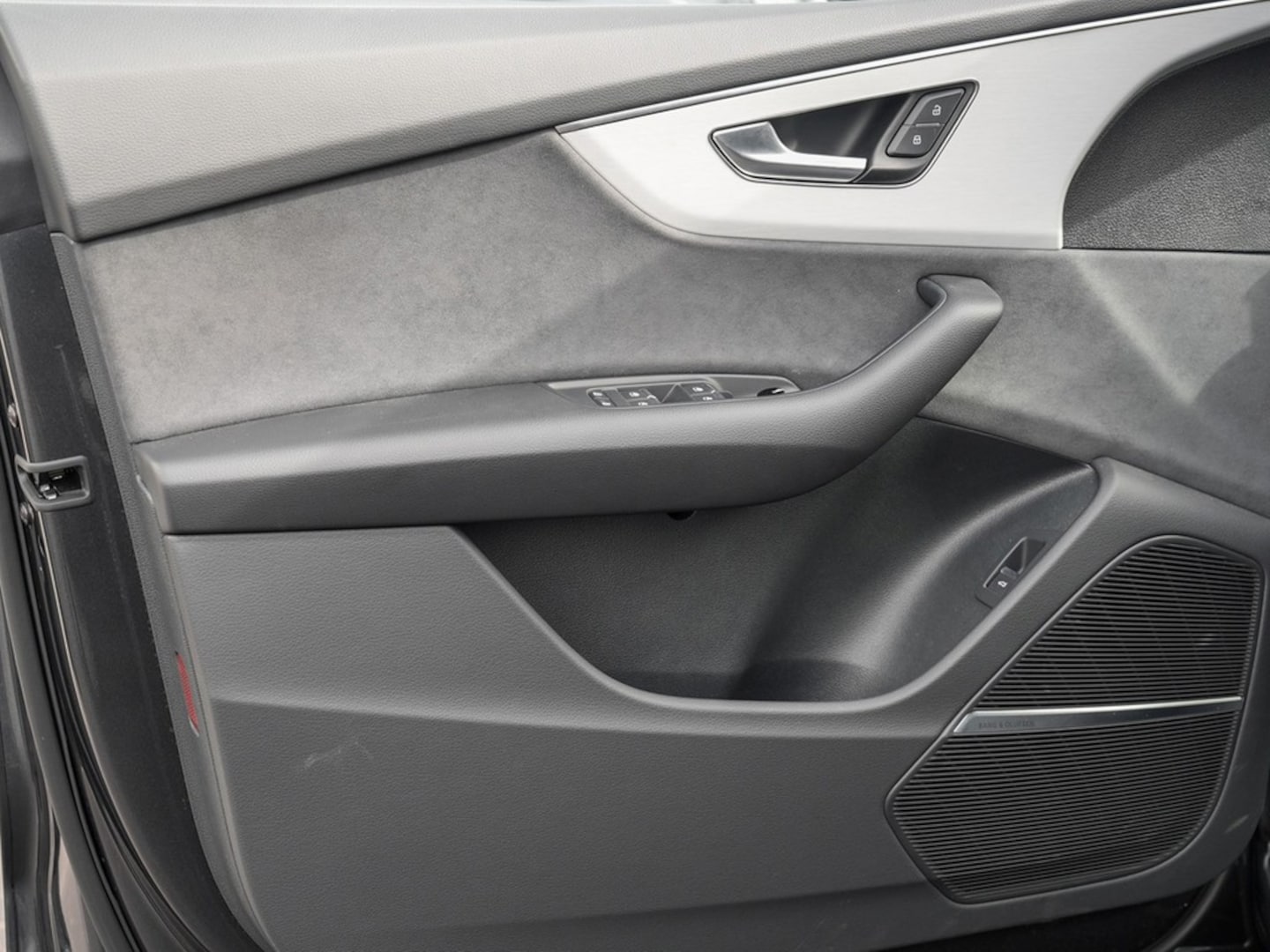 Bild über Audi Q8 SUV 50 TDI quattro tiptronic - für weitere Informationen kontaktieren Sie den Audi Partner