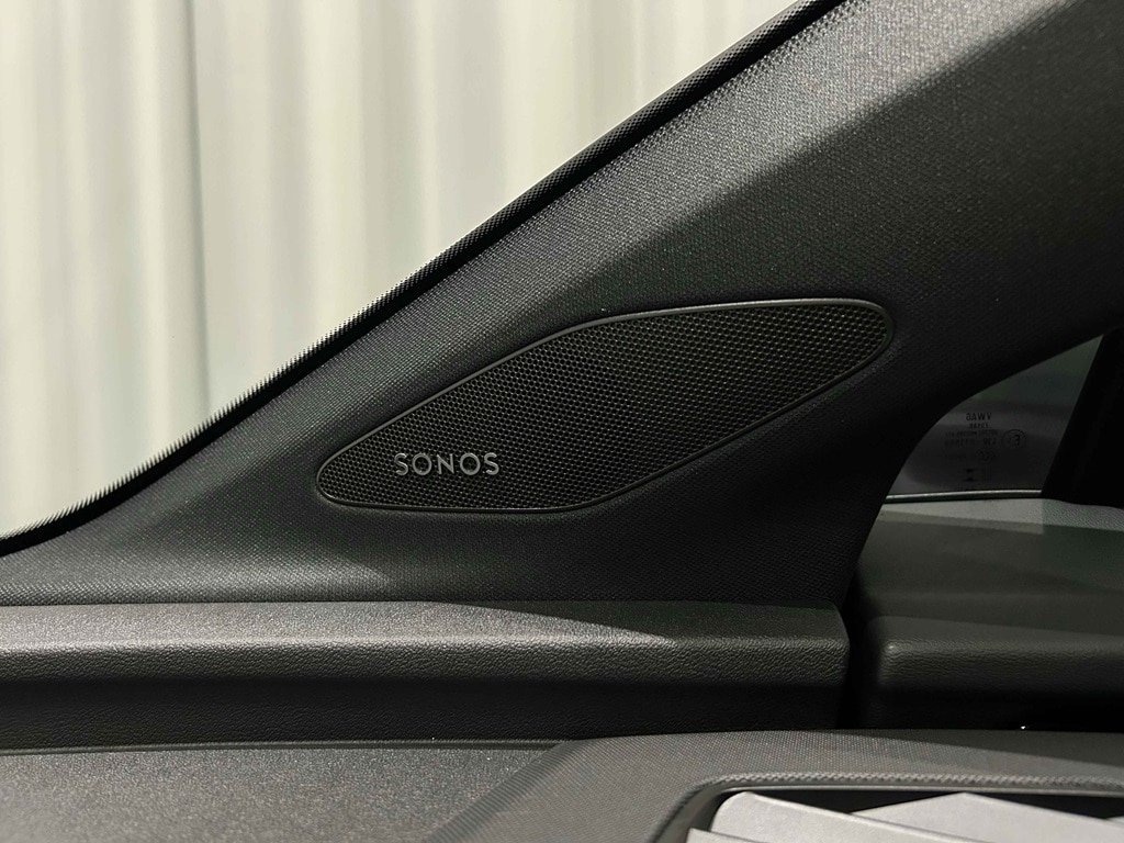 Bild som visar Audi Q4 e-tron Q4 45 e-tron quattro S line 210,00 kW - för mer information kontakta din Audi Partner