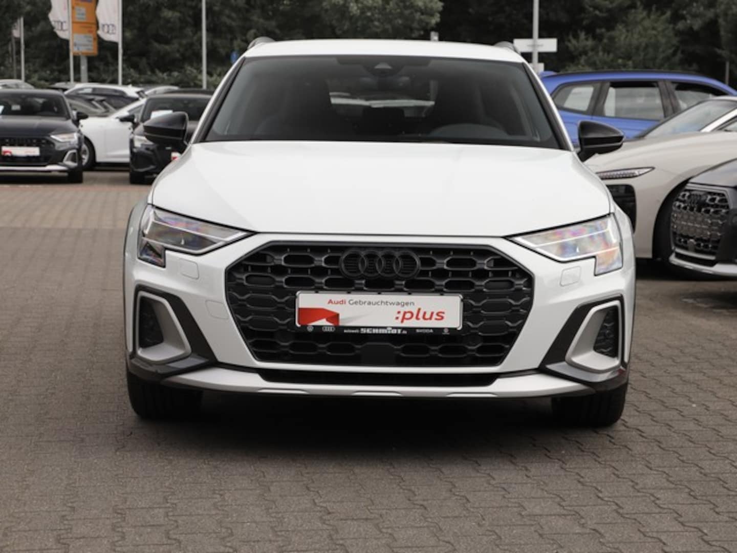 Bild über Audi A3 allstreet TFSI e 40 TFSI e S tronic - für weitere Informationen kontaktieren Sie den Audi Partner